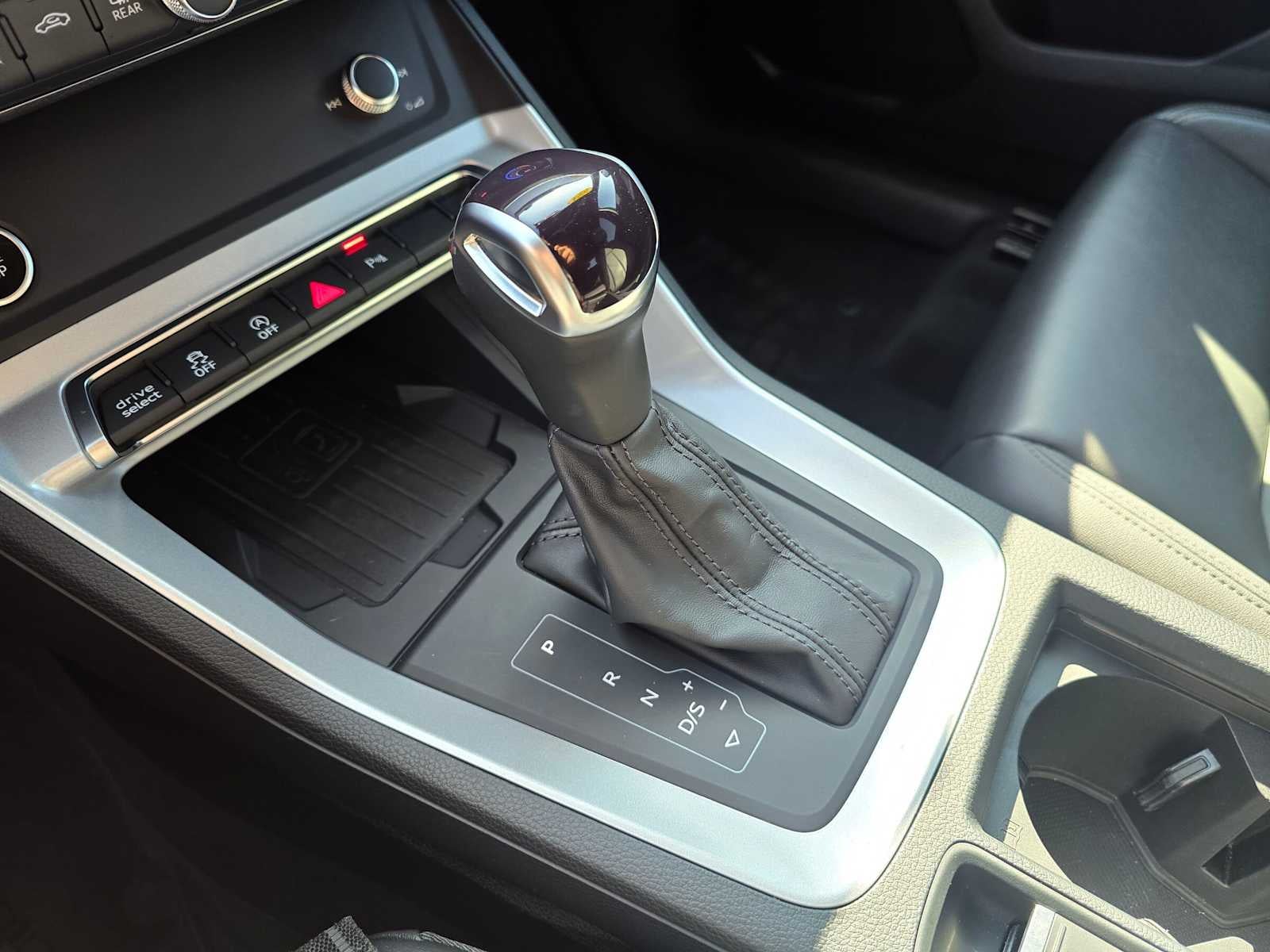 2024 Audi Q3 S line Premium