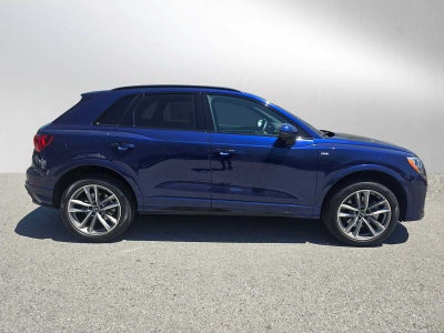 2022 Audi Q3 S line Premium