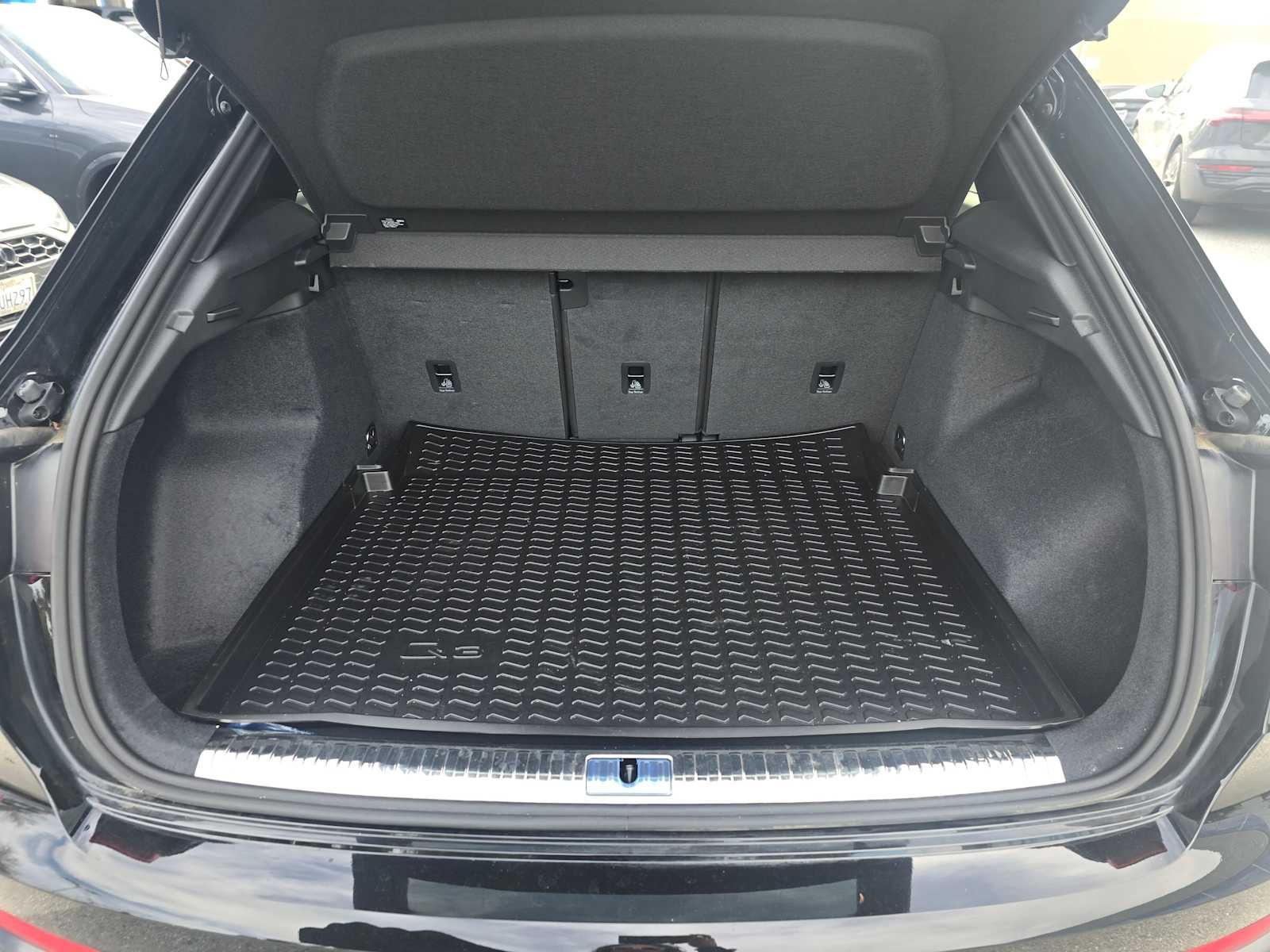 2024 Audi Q3 S line Premium