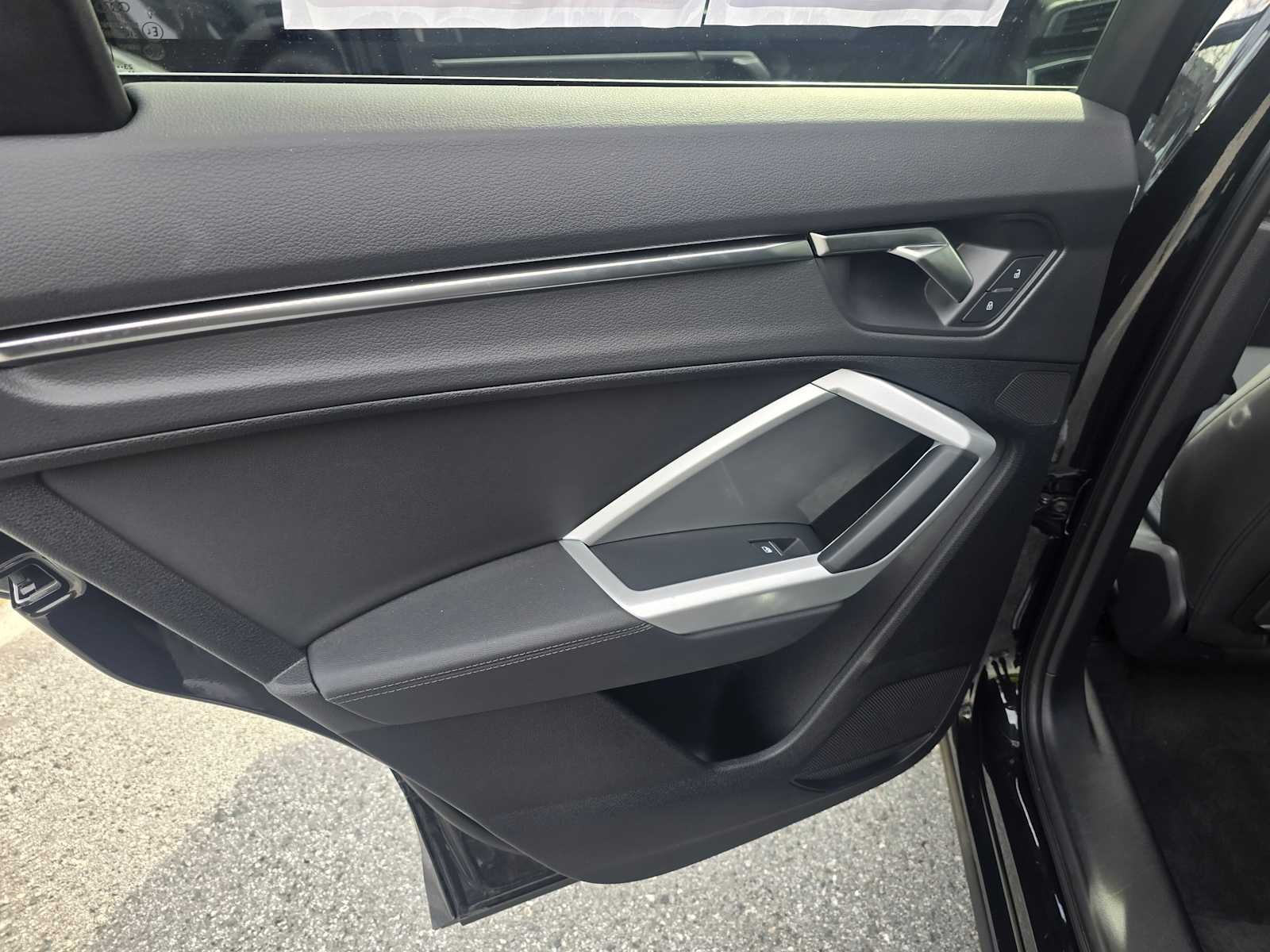 2024 Audi Q3 S line Premium