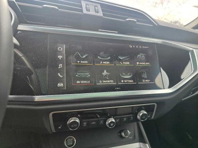 2024 Audi Q3 S line Premium