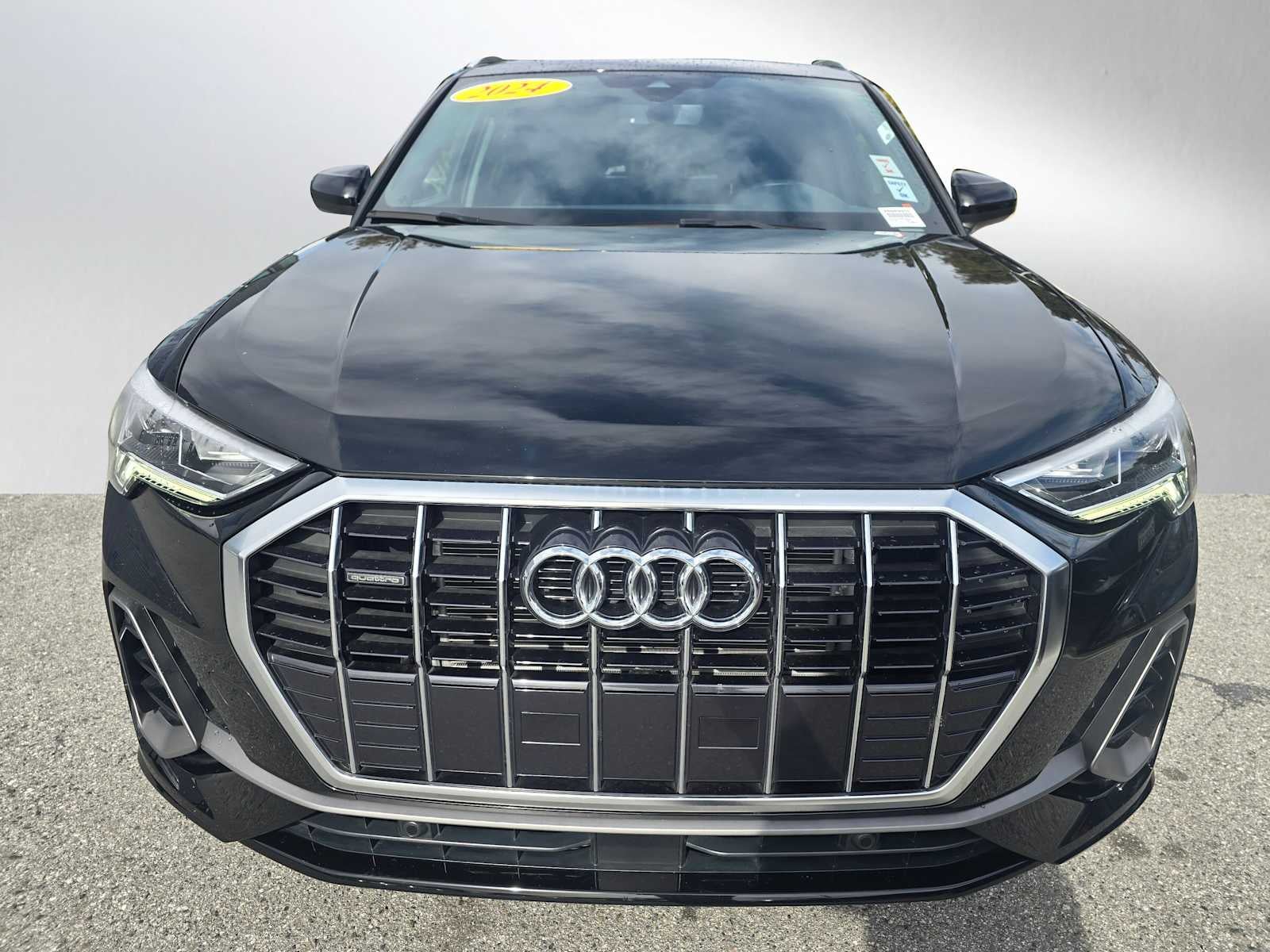 2024 Audi Q3 S line Premium