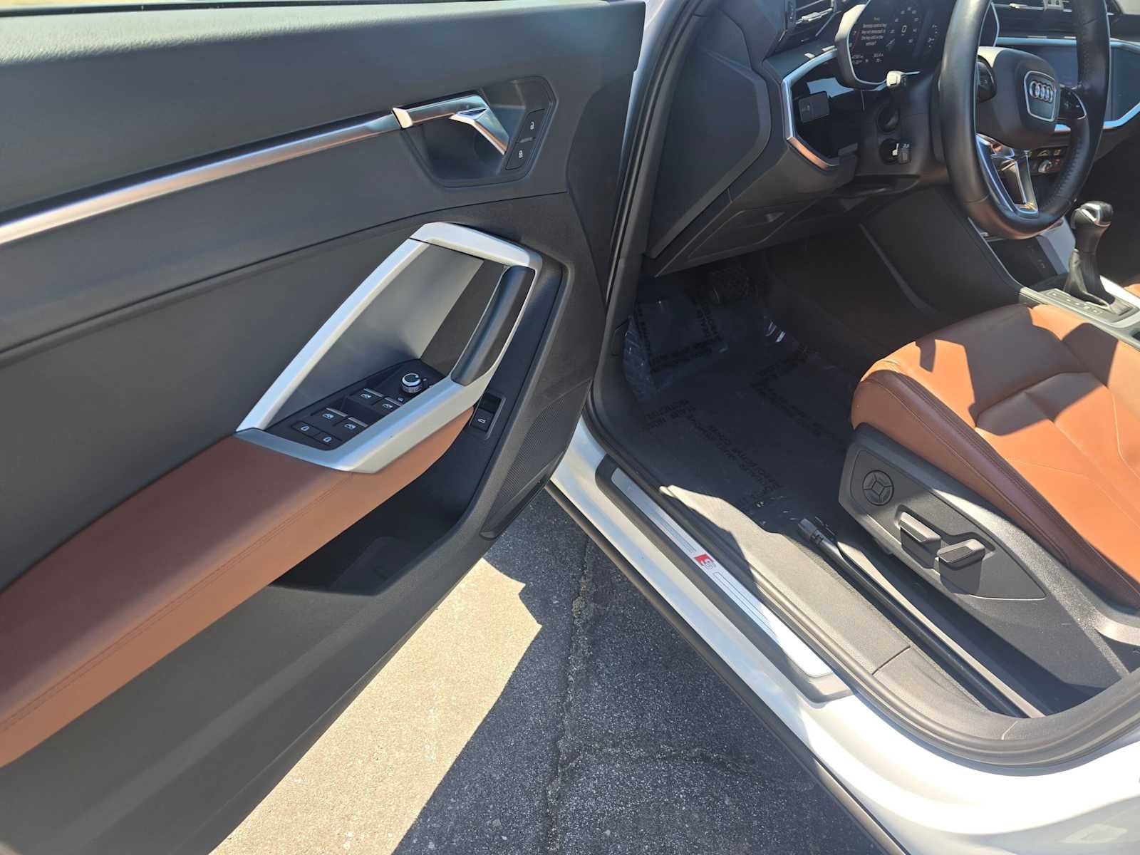 2020 Audi Q3 S line Premium
