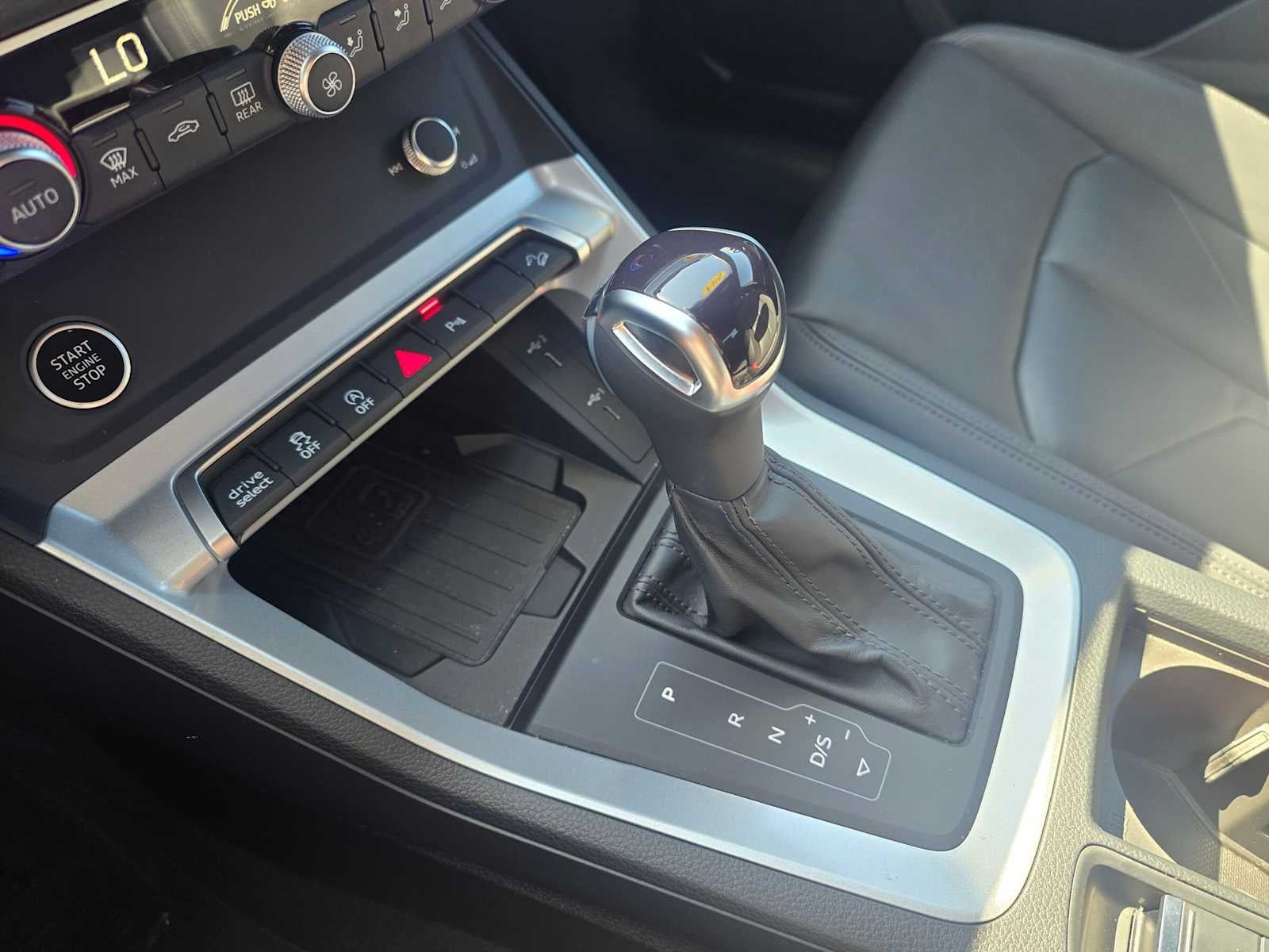 2024 Audi Q3 S line Premium