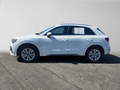 2024 Audi Q3 S line Premium