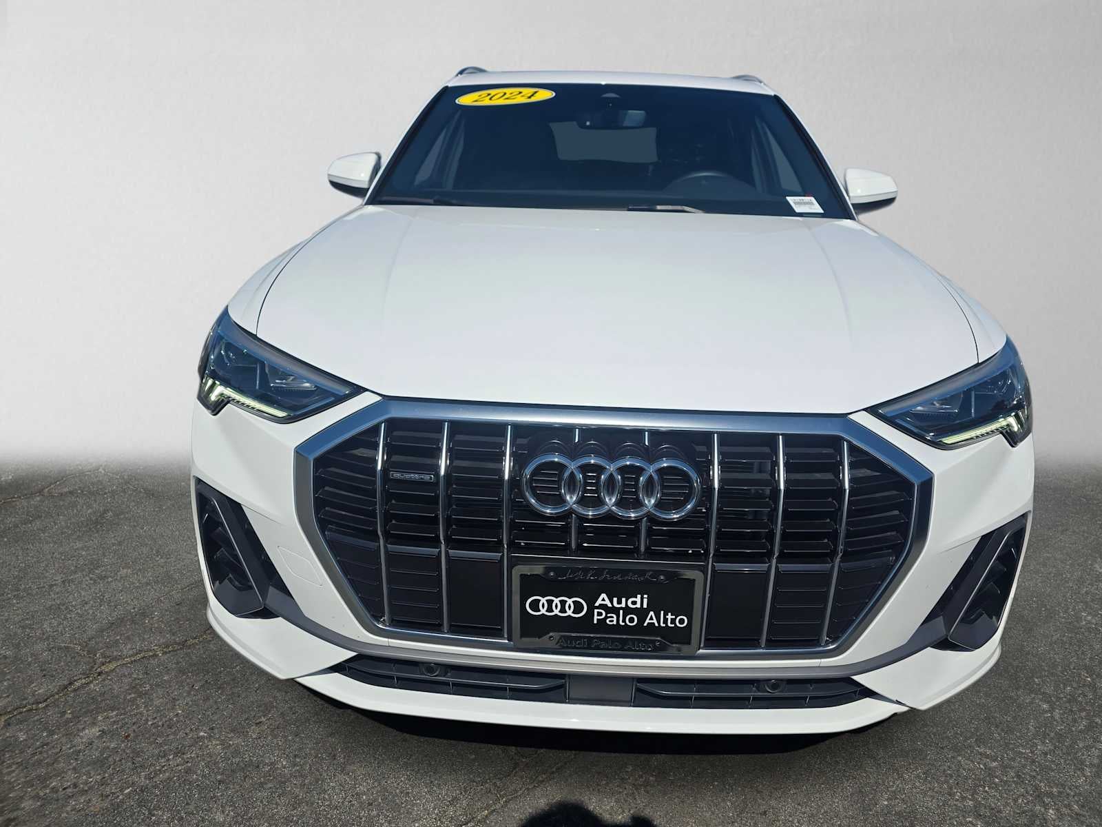 2024 Audi Q3 S line Premium