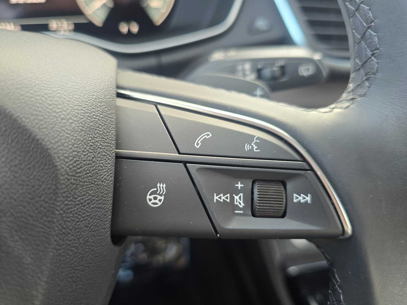 2025 Audi Q5 S line Premium Plus