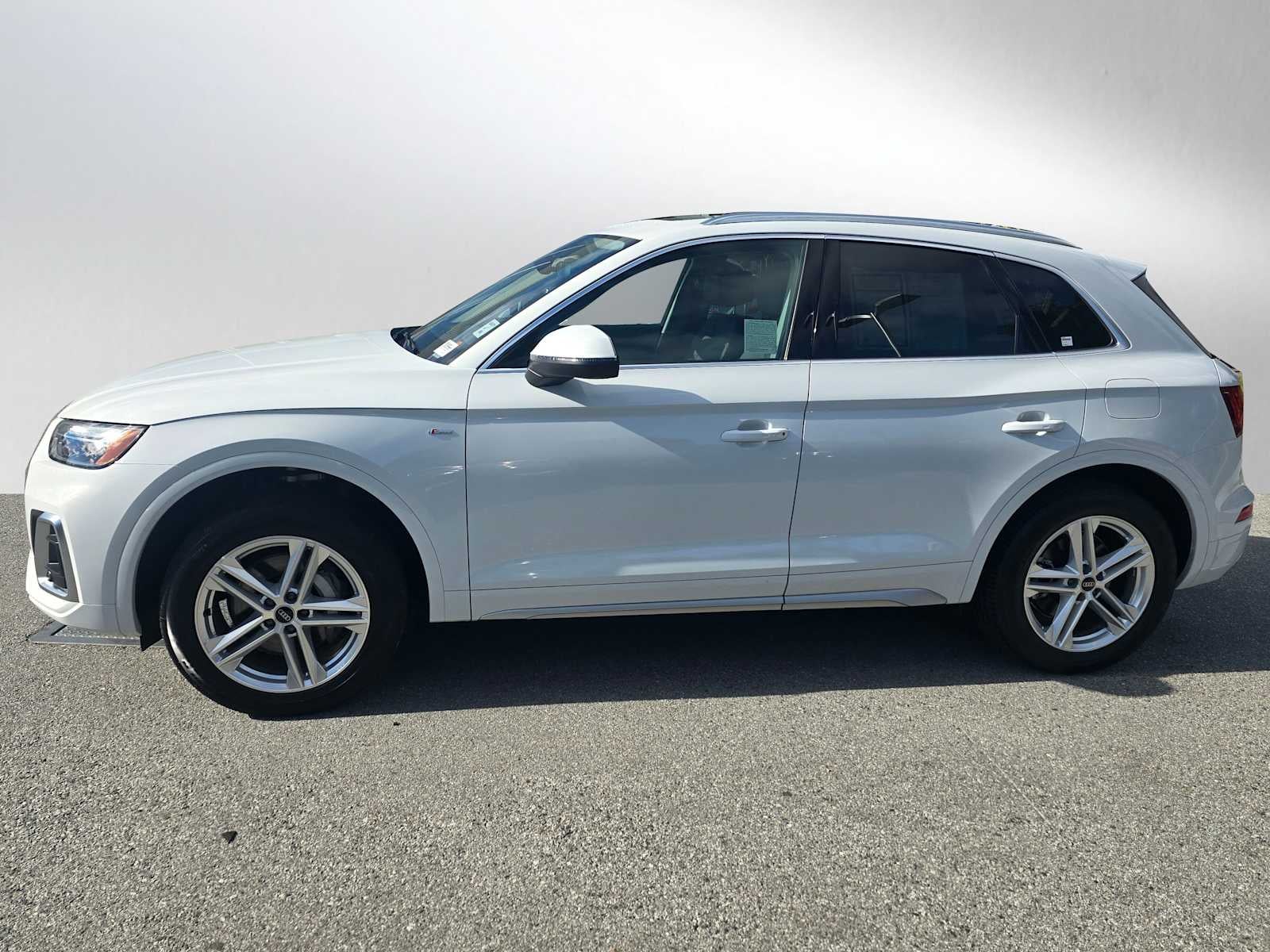 2025 Audi Q5 S line Premium Plus