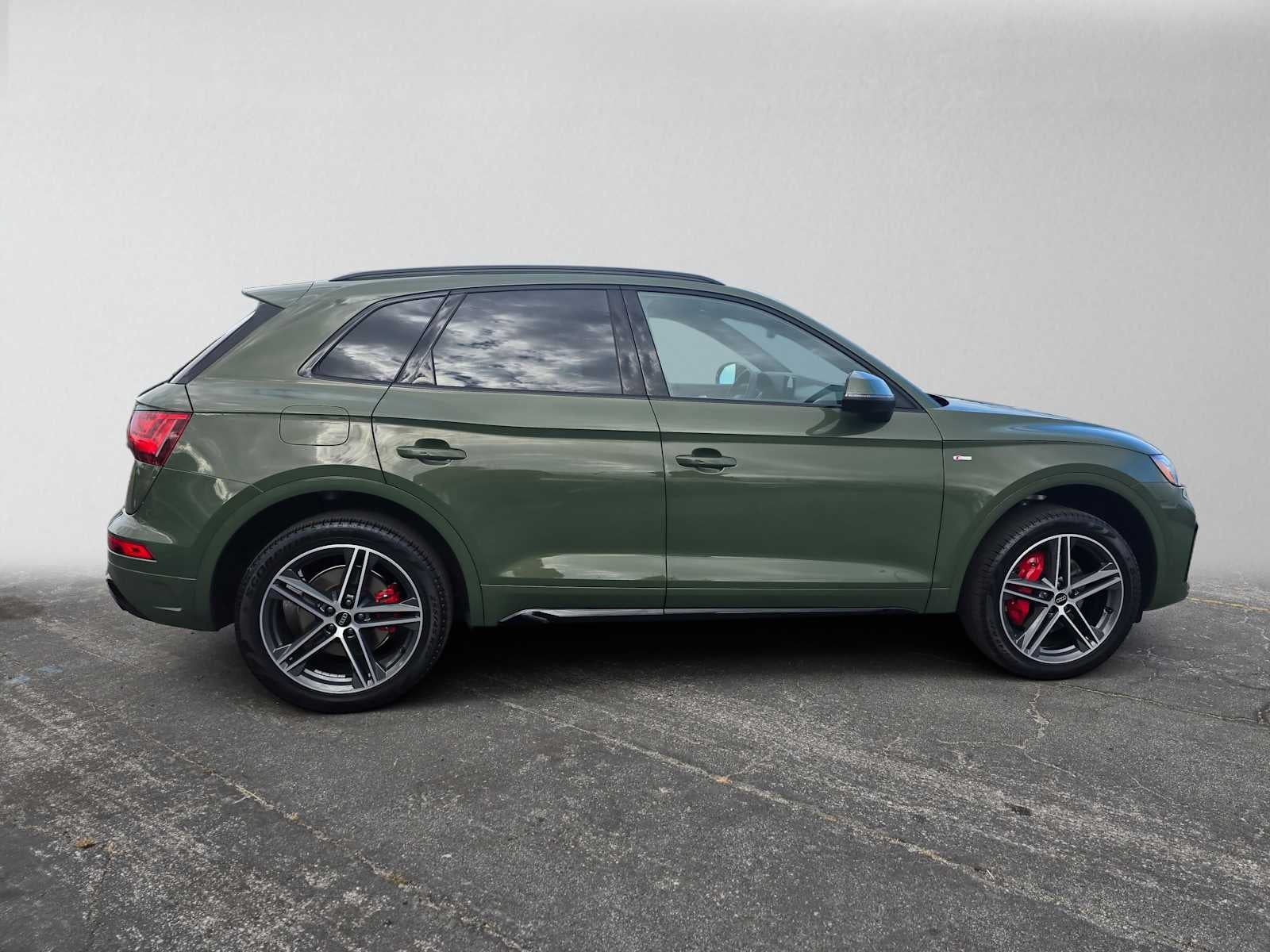 2024 Audi Q5 S line Premium Plus