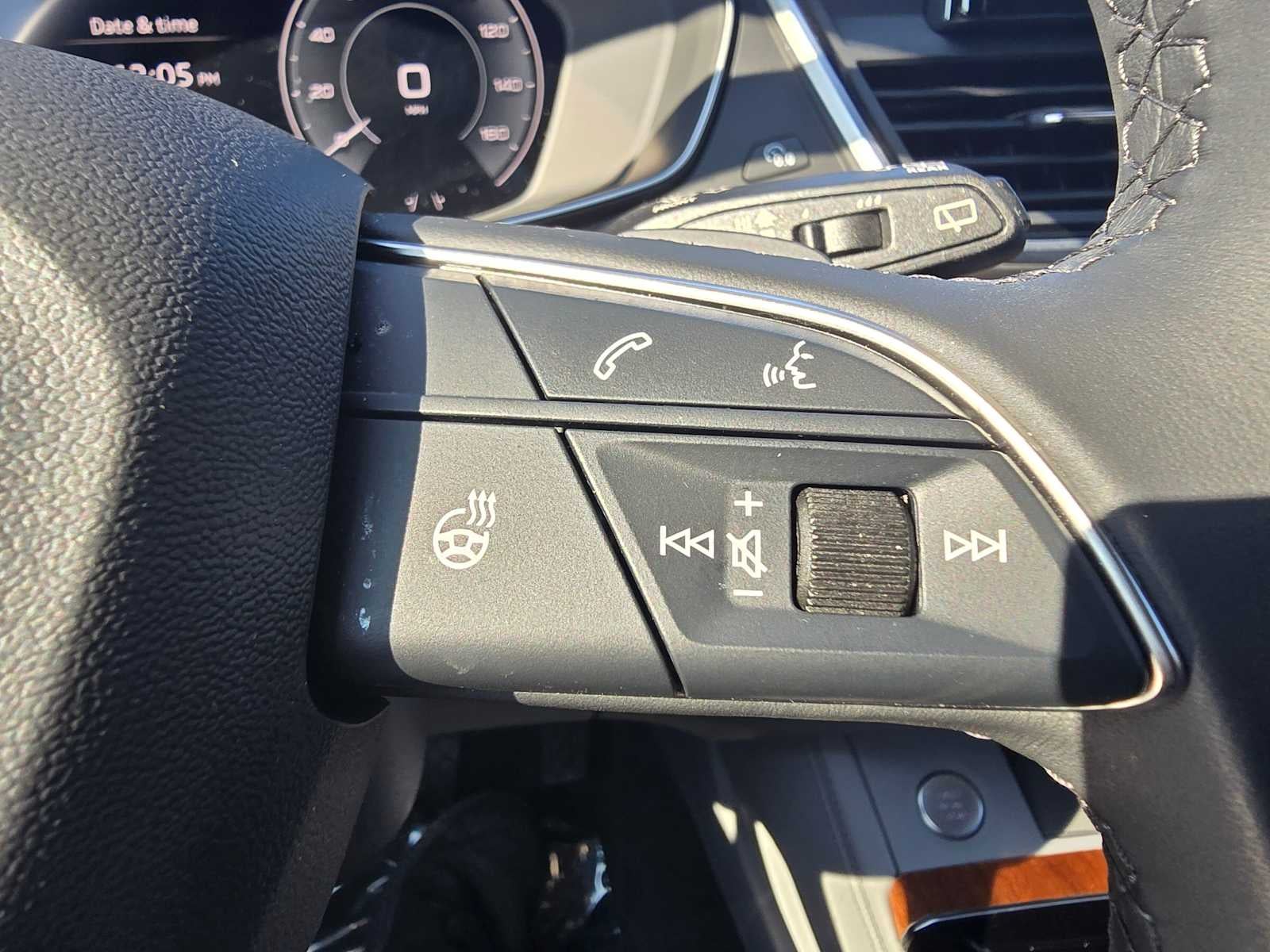 2024 Audi Q5 S line Premium Plus