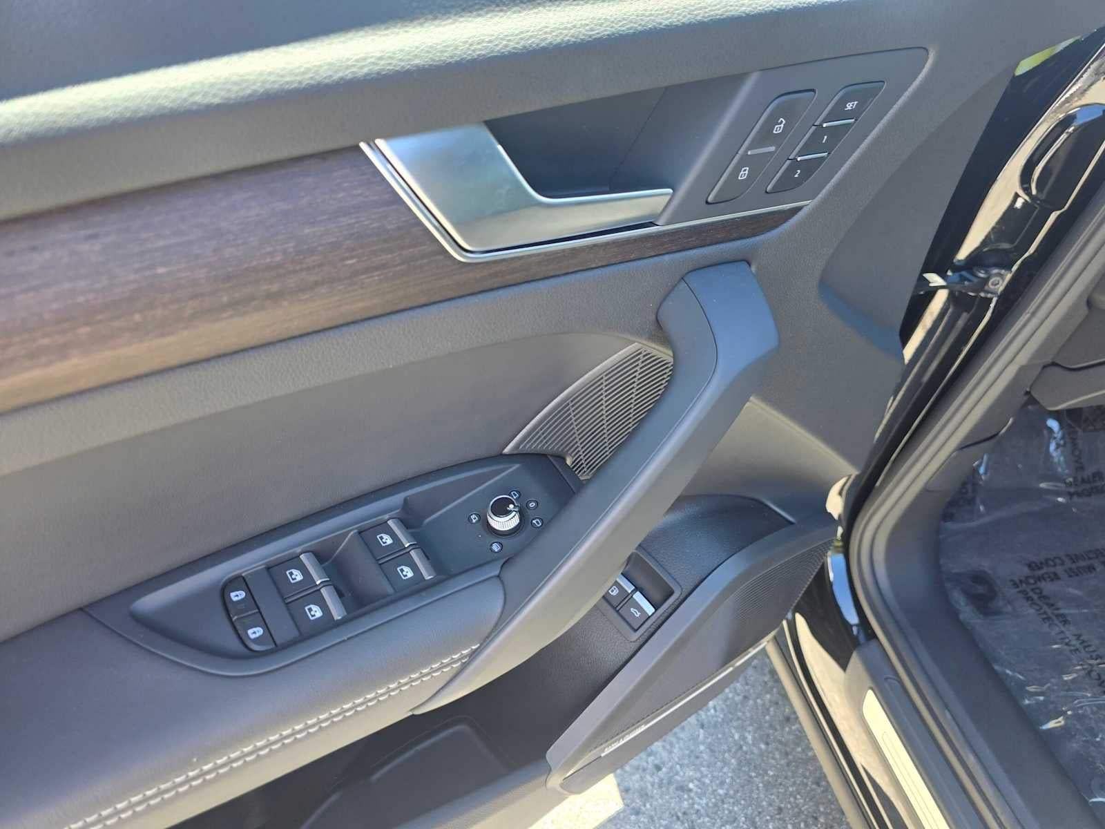 2024 Audi Q5 S line Premium Plus