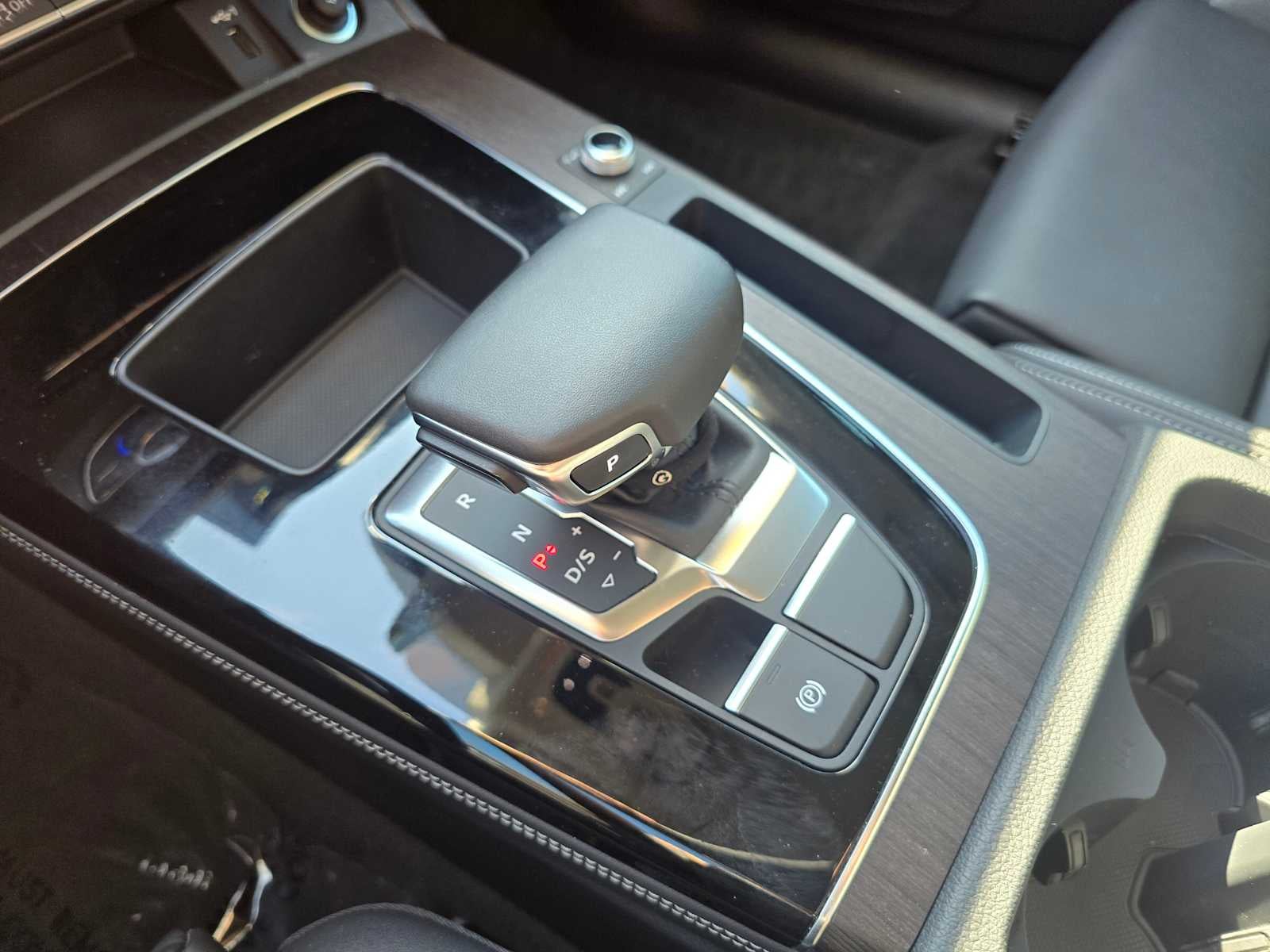 2025 Audi Q5 S line Premium Plus