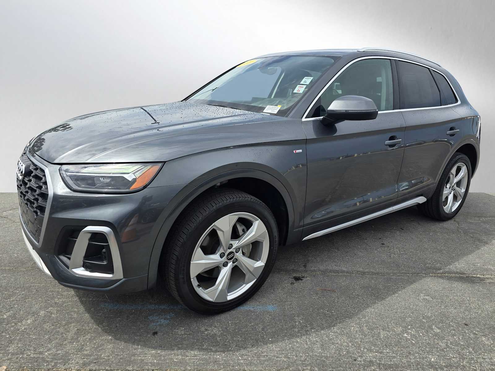 2023 Audi Q5 S line Premium Plus
