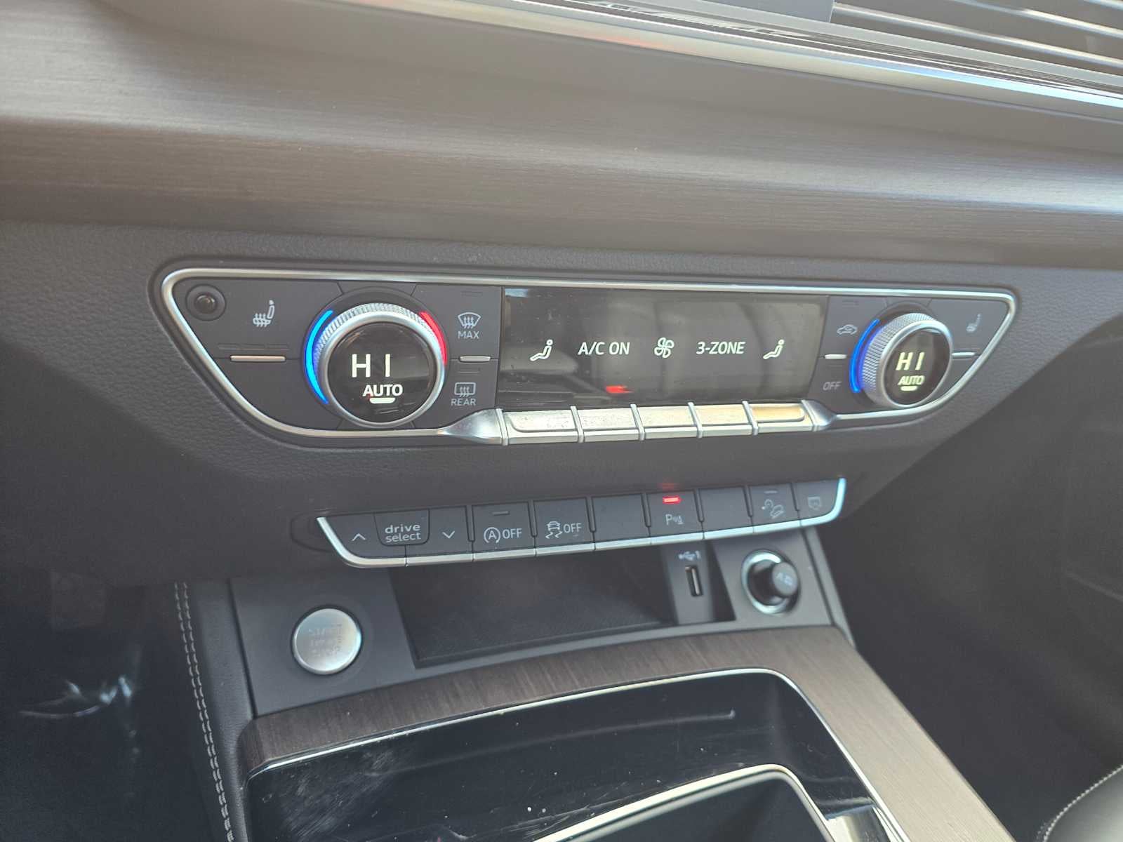 2023 Audi Q5 S line Premium Plus