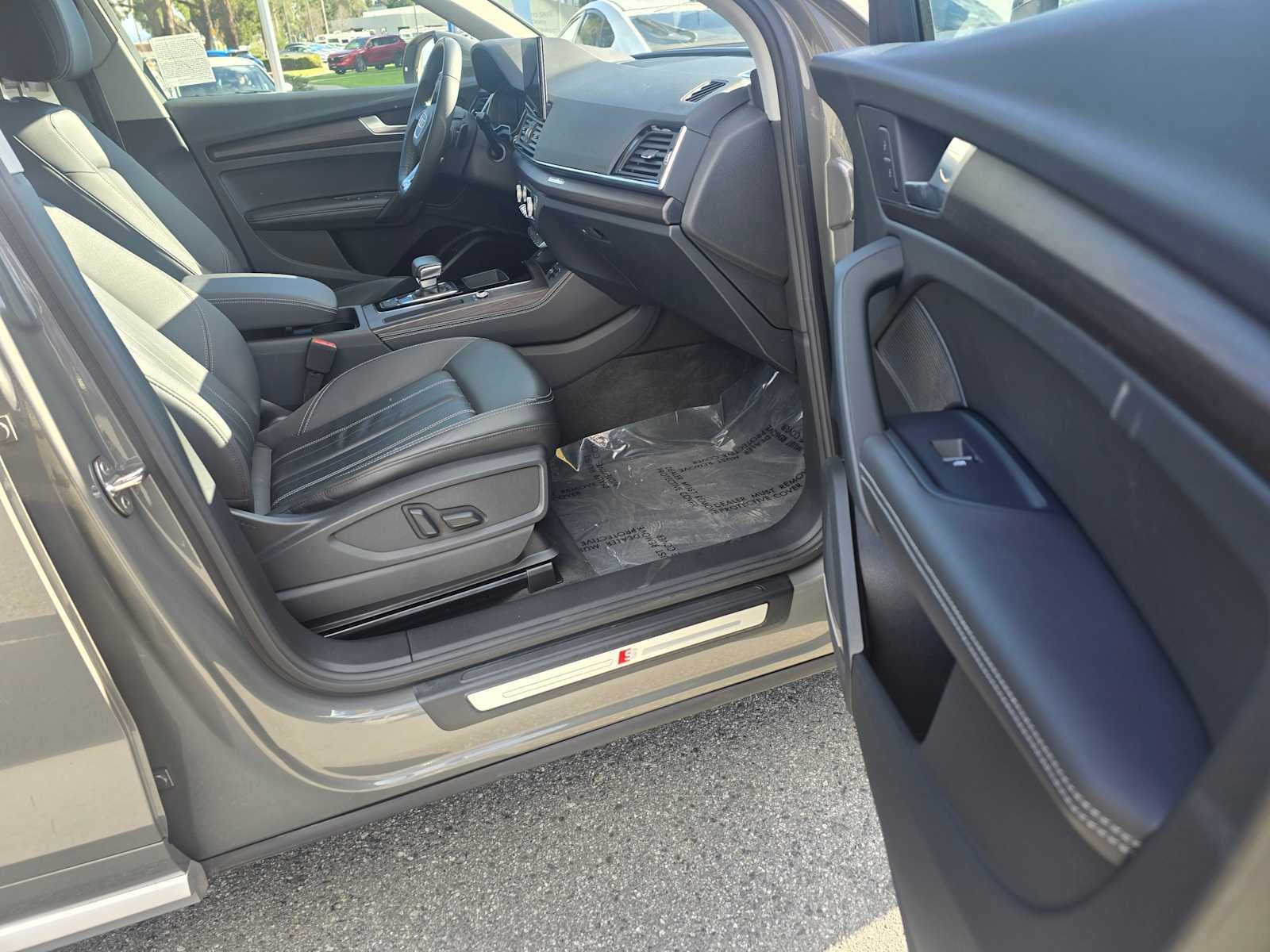 2023 Audi Q5 S line Premium Plus