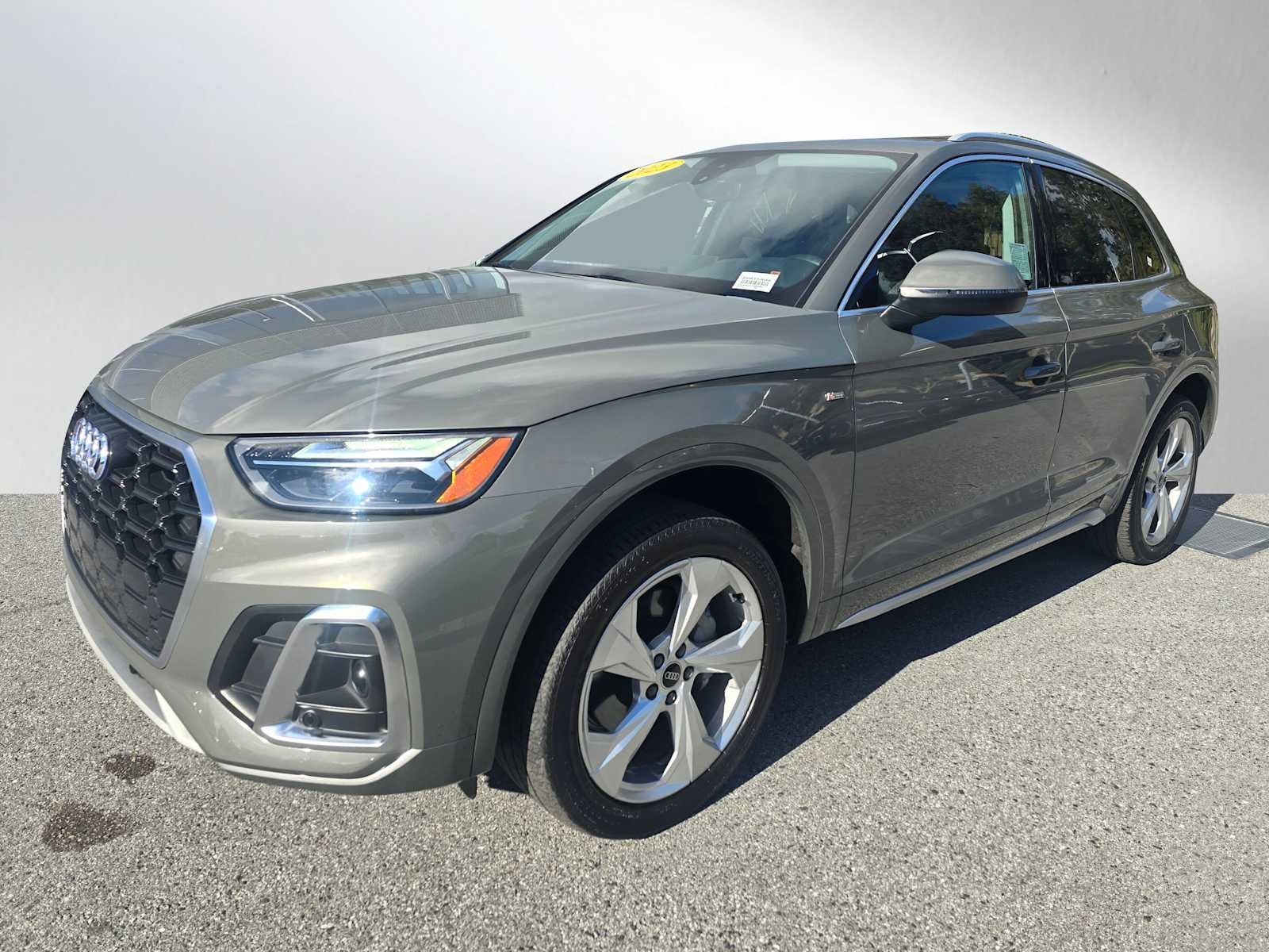 2023 Audi Q5 S line Premium Plus
