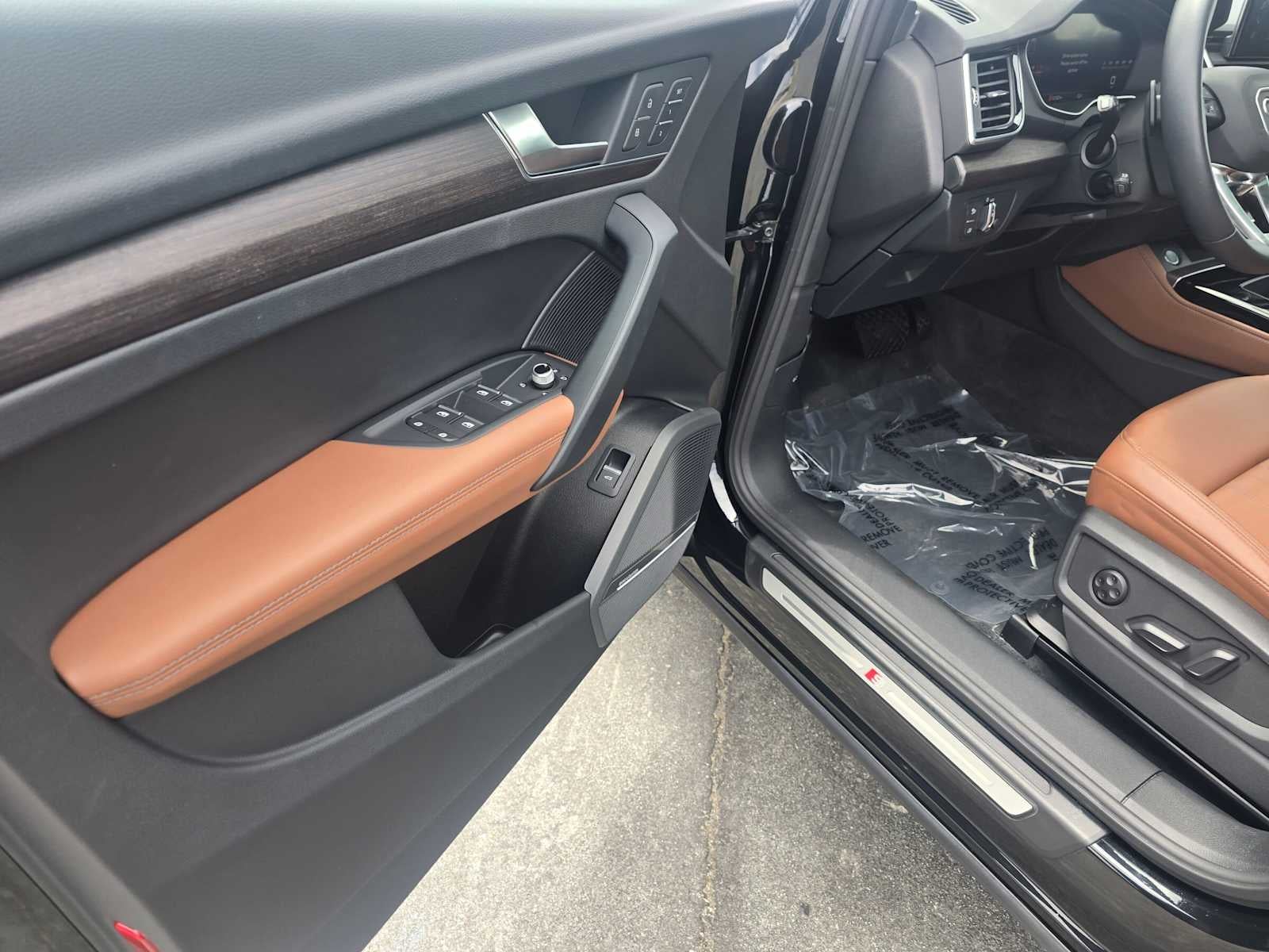 2023 Audi Q5 S line Premium Plus