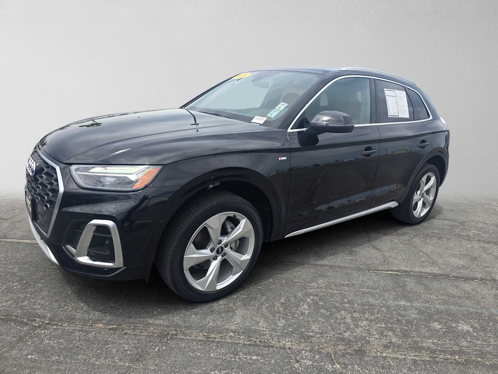 2023 Audi Q5 S line Premium Plus