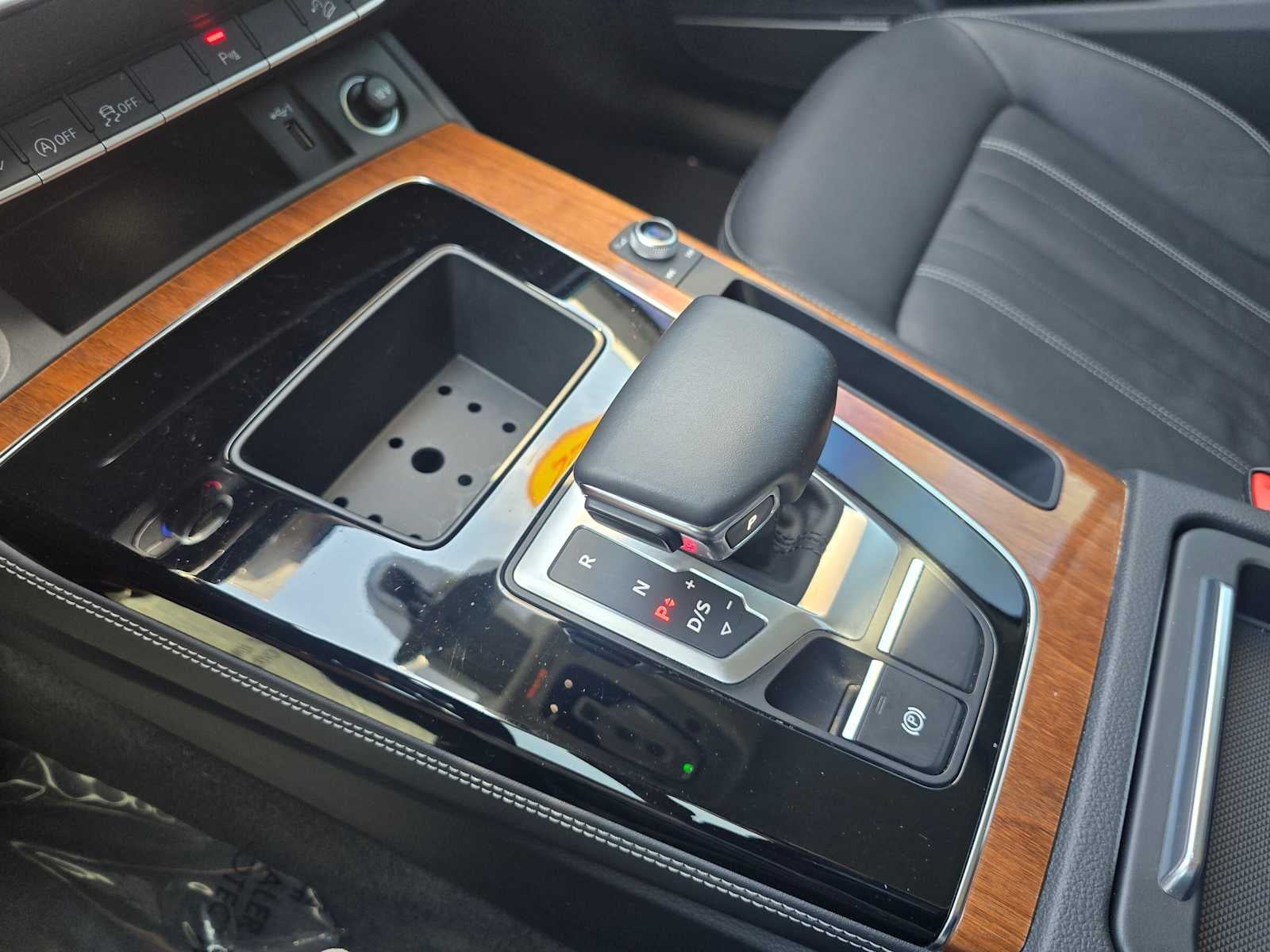 2022 Audi Q5 S line Premium Plus