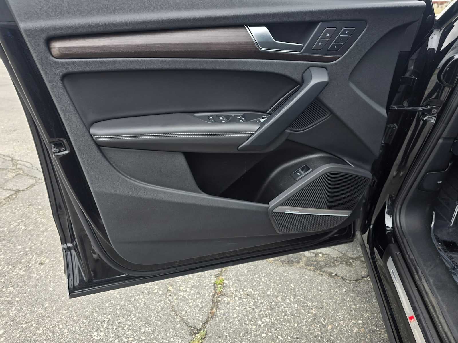 2023 Audi Q5 S line Premium Plus