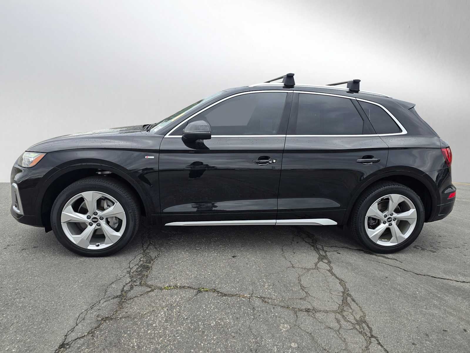 2023 Audi Q5 S line Premium Plus