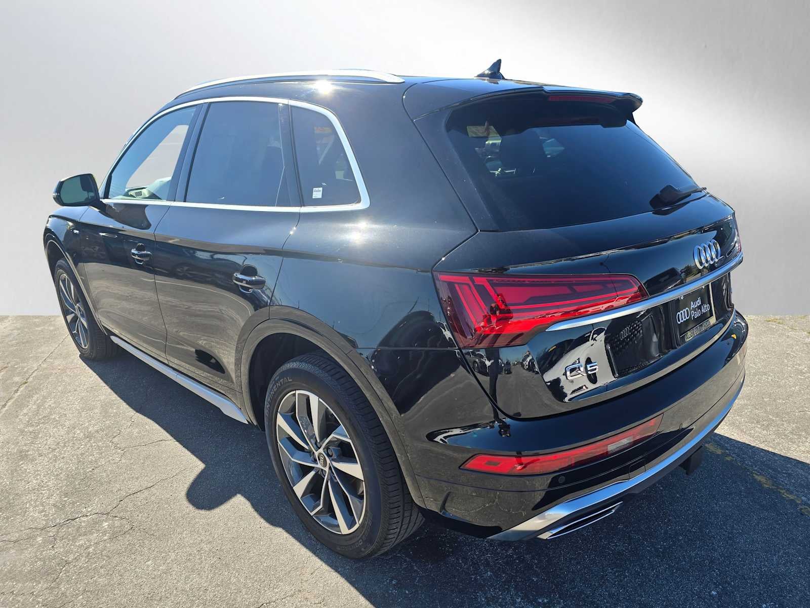 2023 Audi Q5 S line Premium Plus