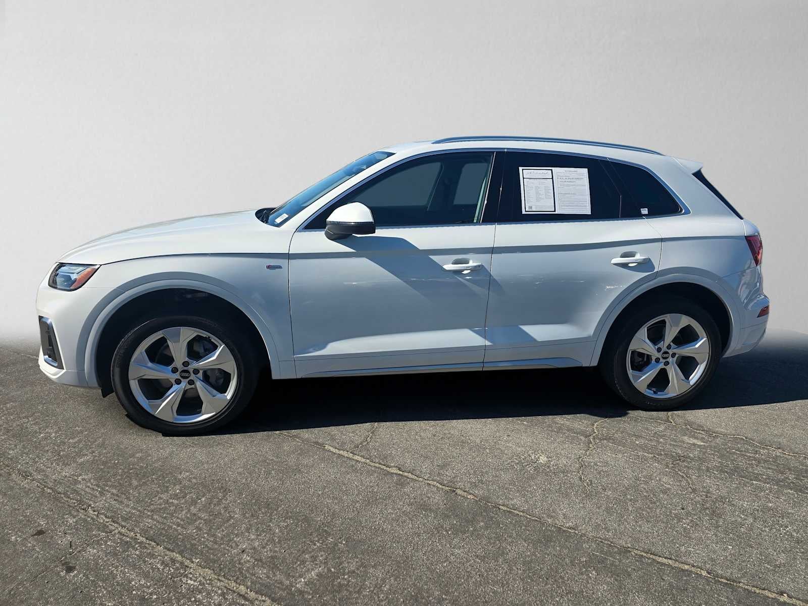 2023 Audi Q5 S line Premium Plus
