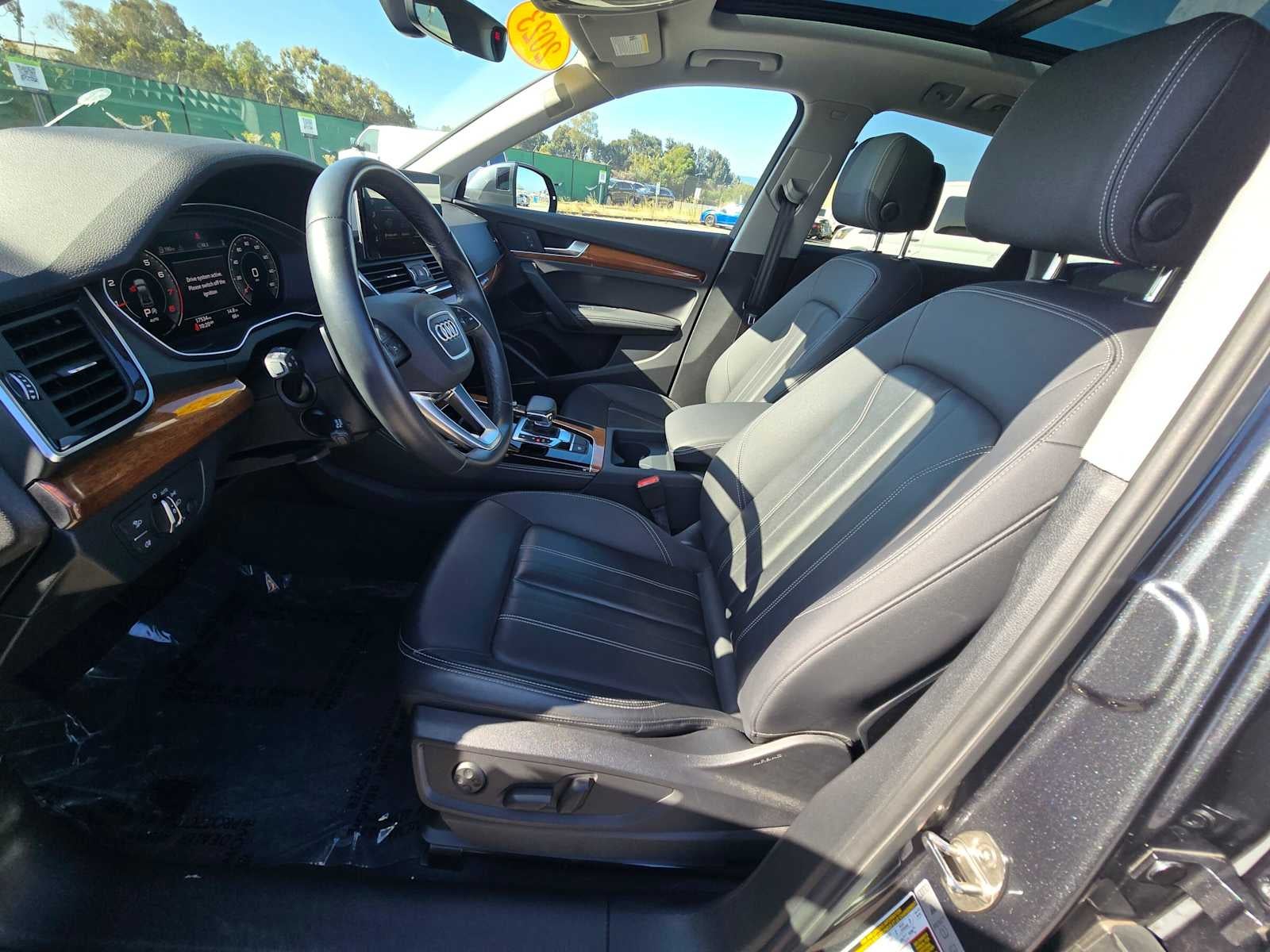2023 Audi Q5 S line Premium Plus
