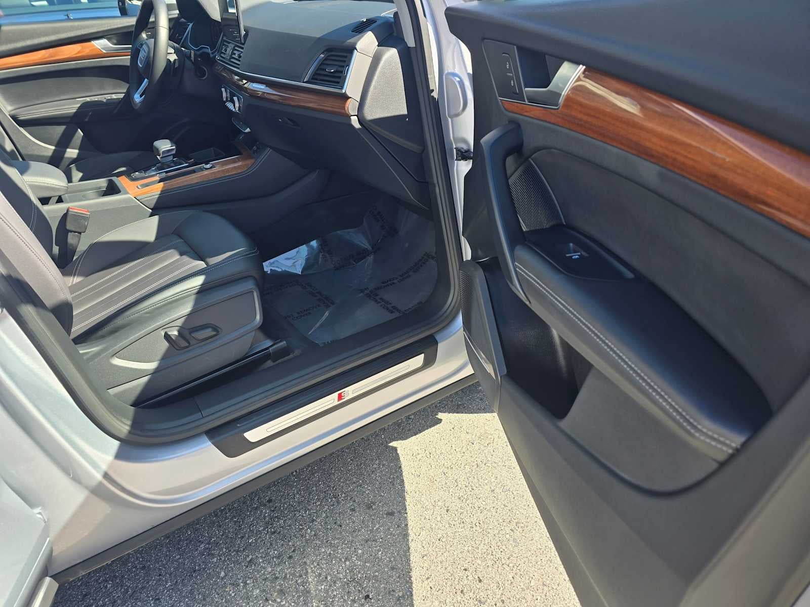 2023 Audi Q5 S line Premium Plus