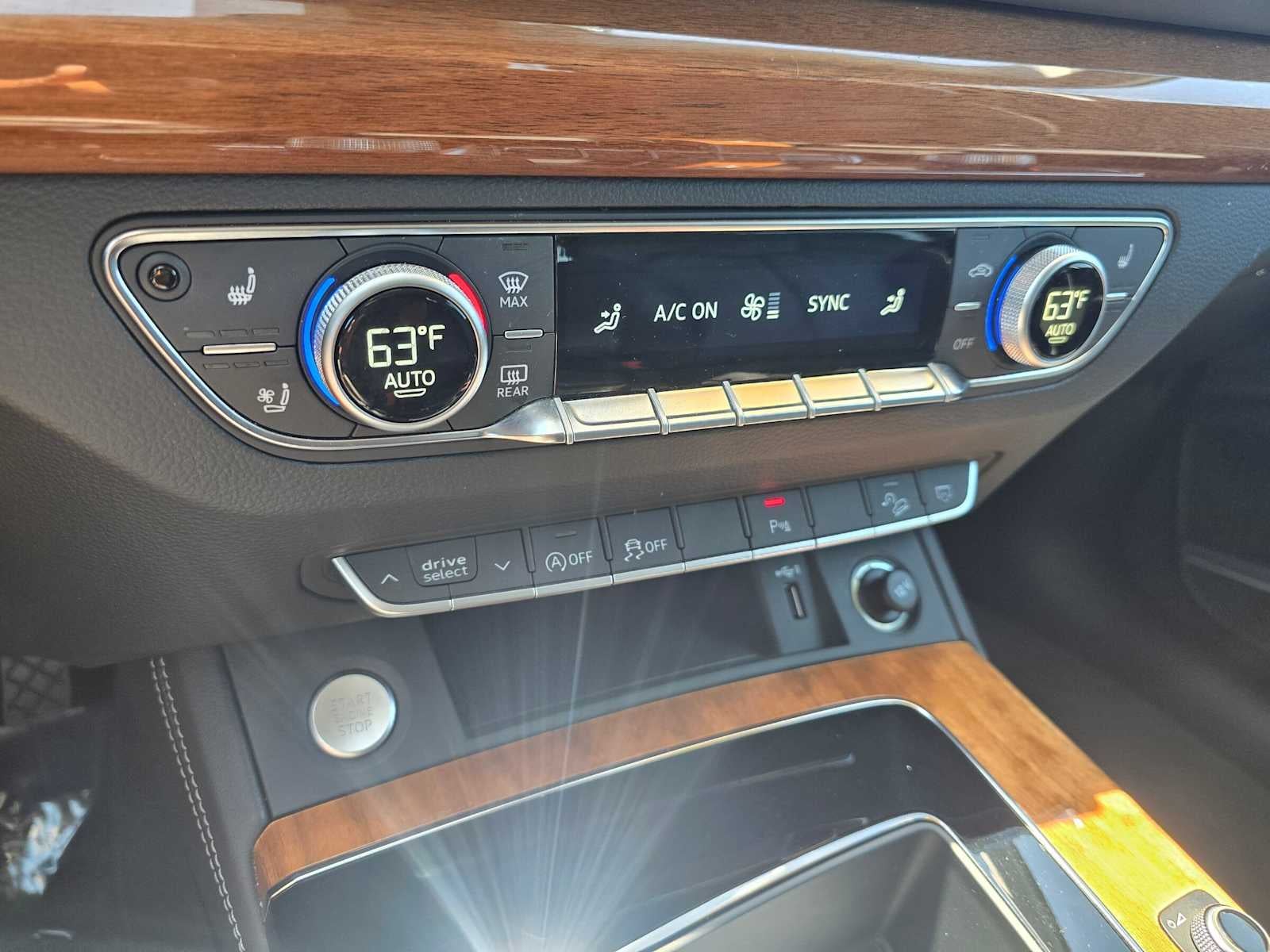2023 Audi Q5 S line Premium Plus