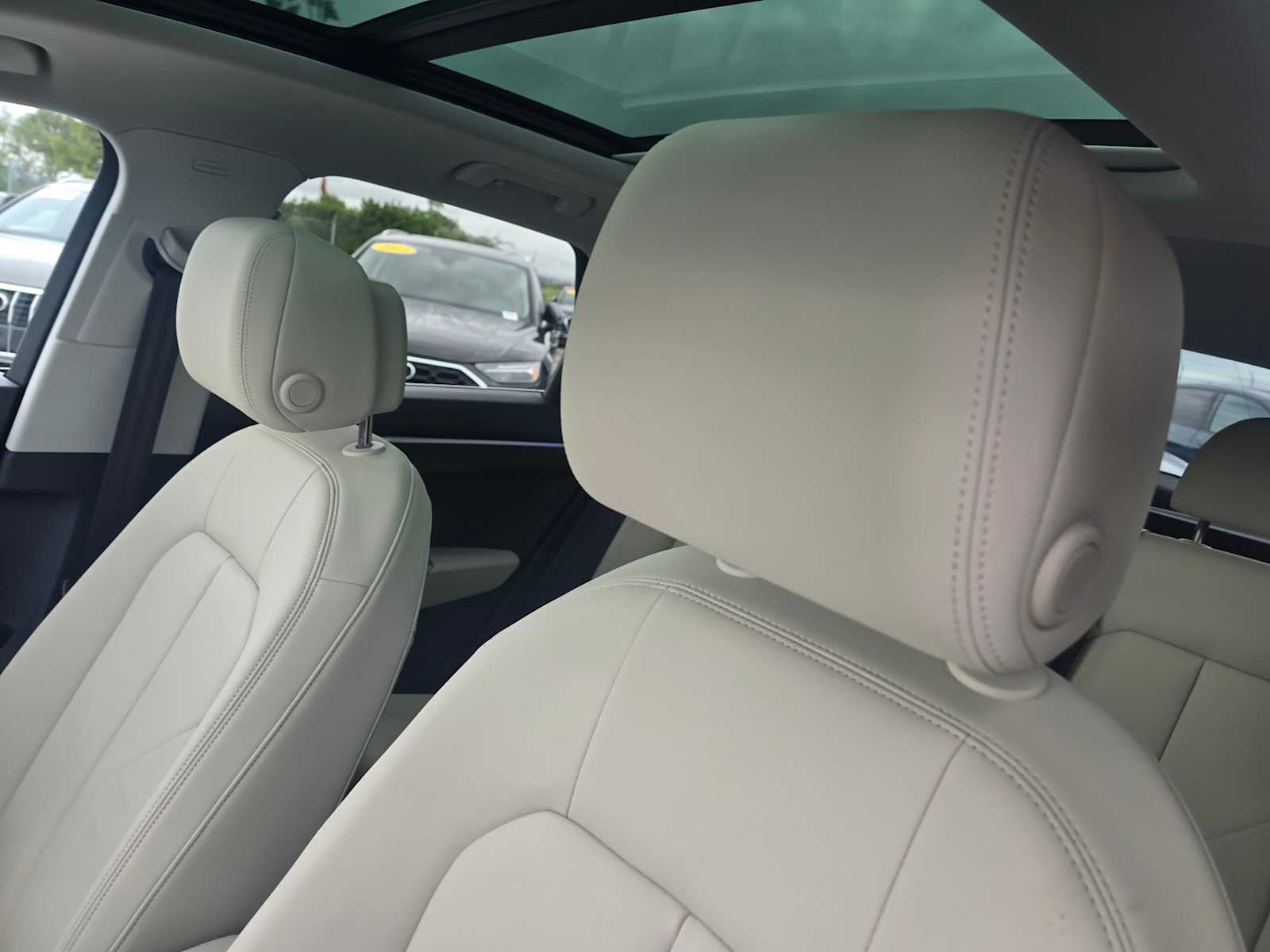 2023 Audi Q3 S line Premium Plus