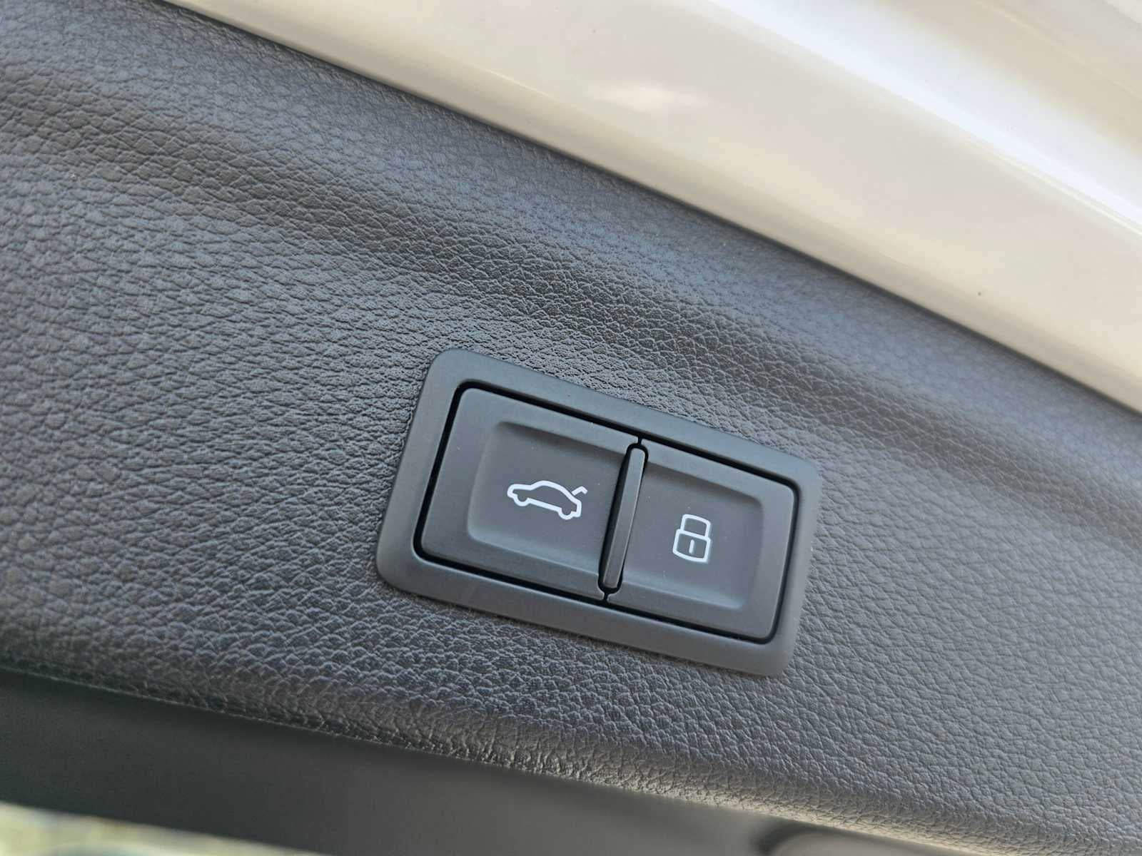 2024 Audi Q3 S line Premium Plus