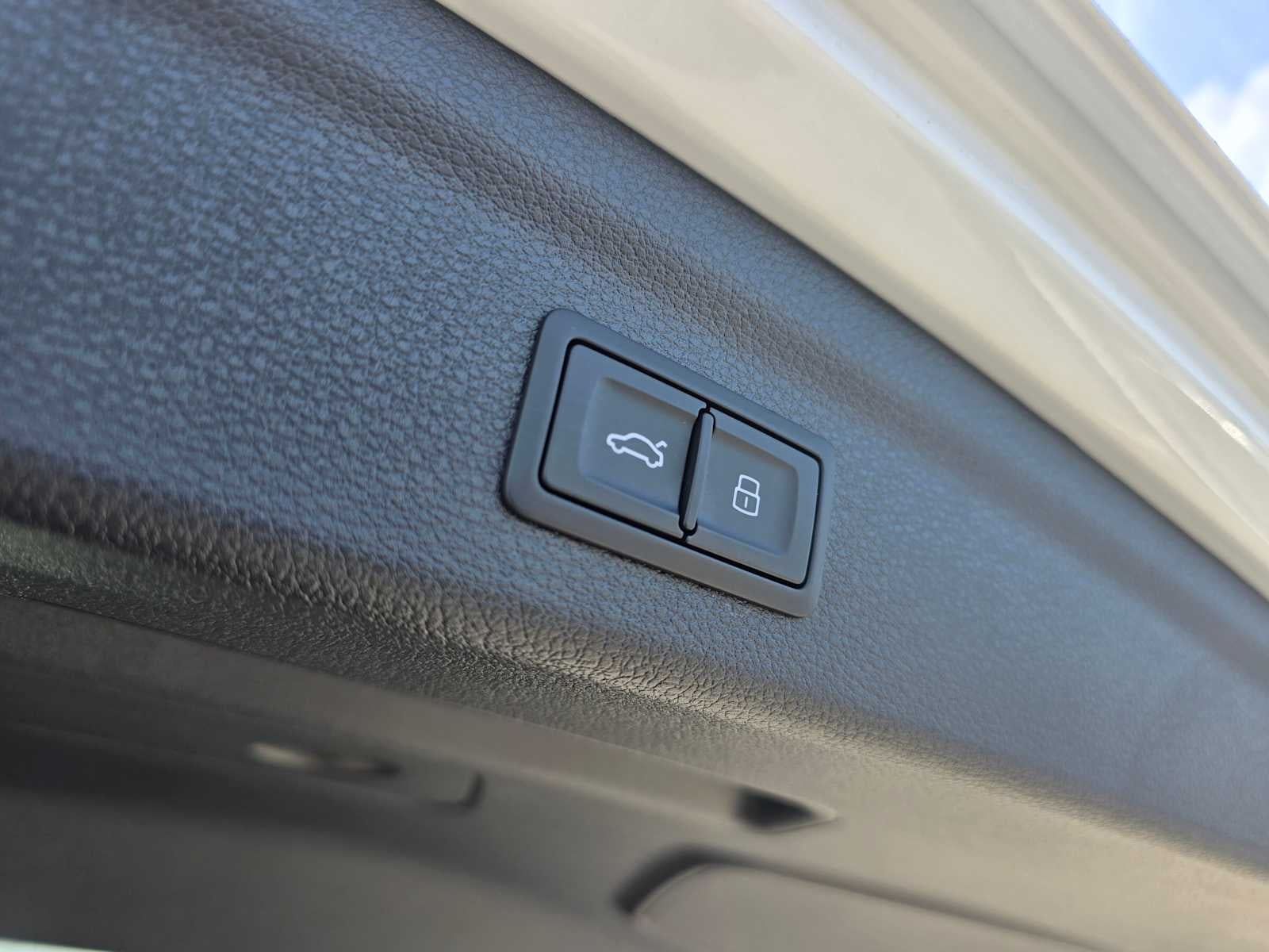 2025 Audi Q3 S line Premium Plus