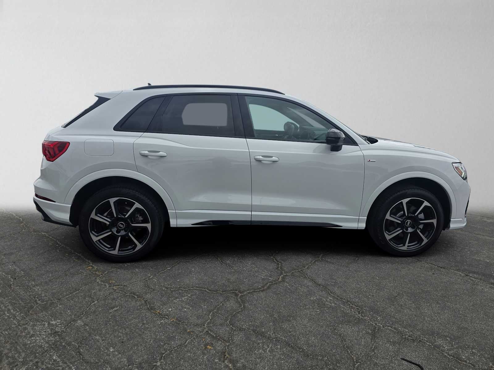 2025 Audi Q3 S line Premium Plus