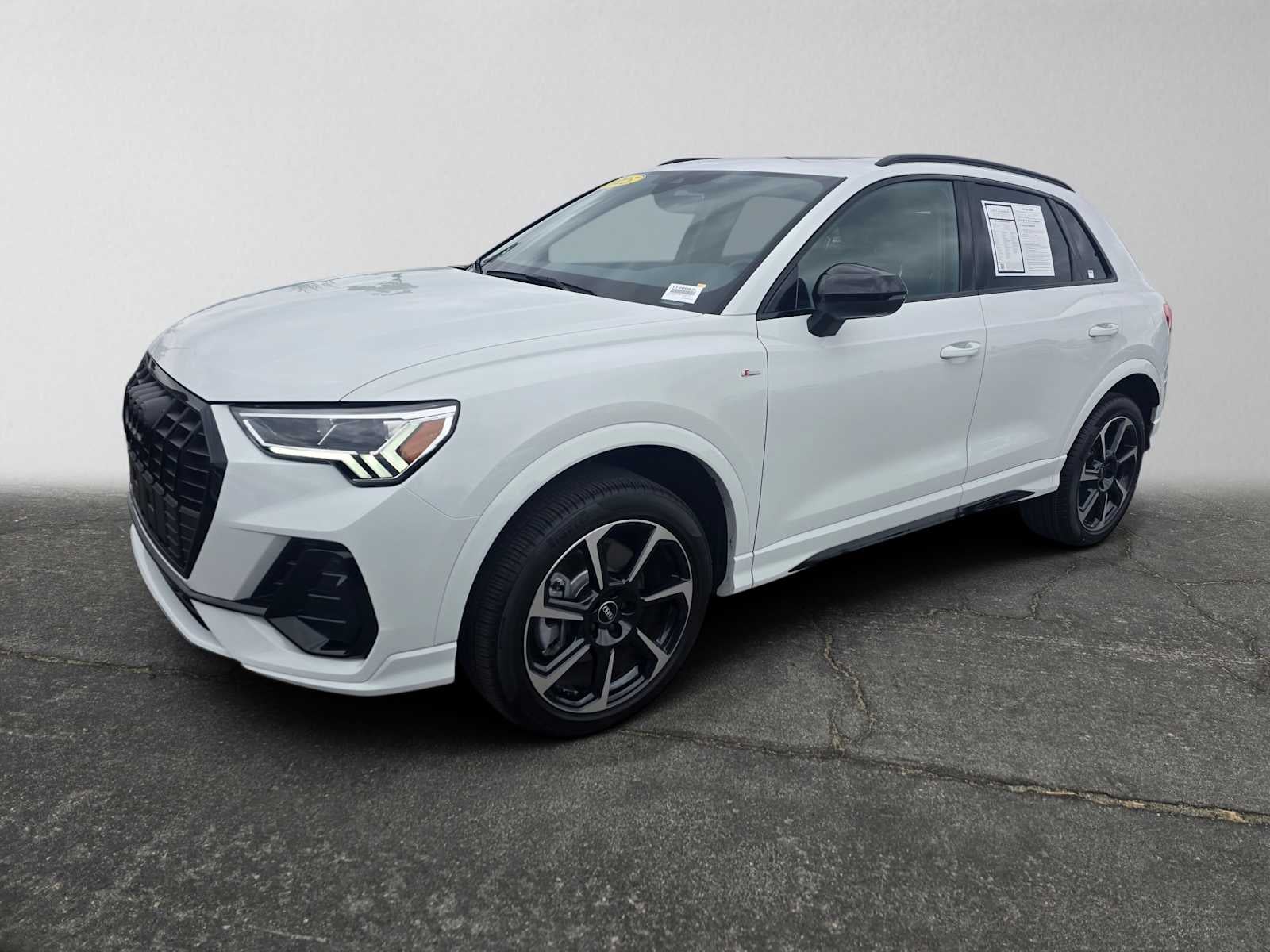 2025 Audi Q3 S line Premium Plus