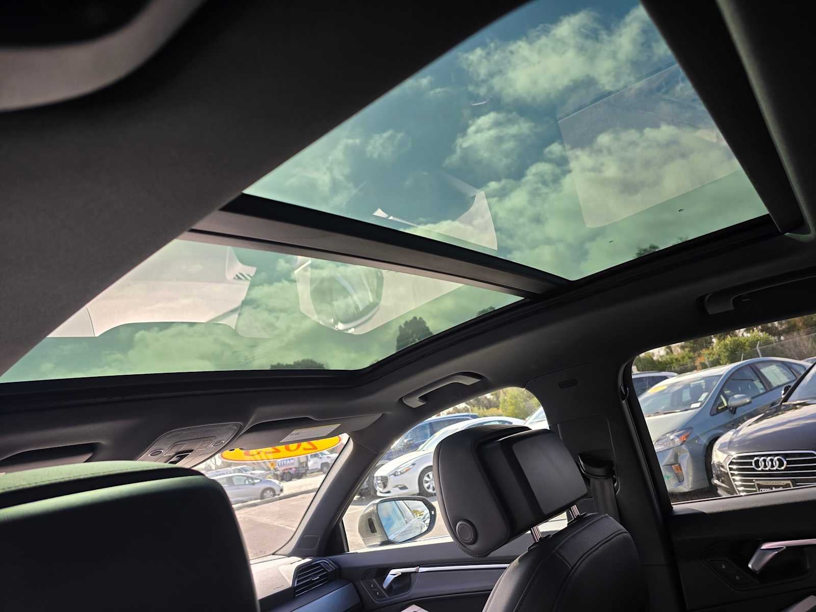 2023 Audi Q3 S line Premium Plus