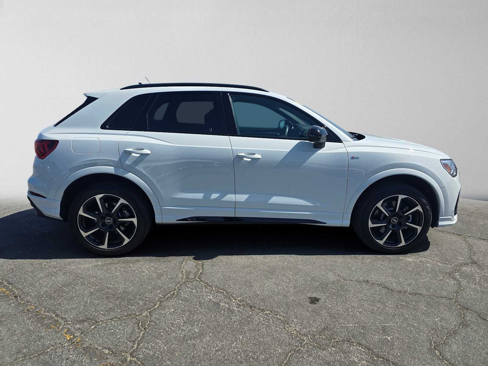 2025 Audi Q3 S line Premium Plus