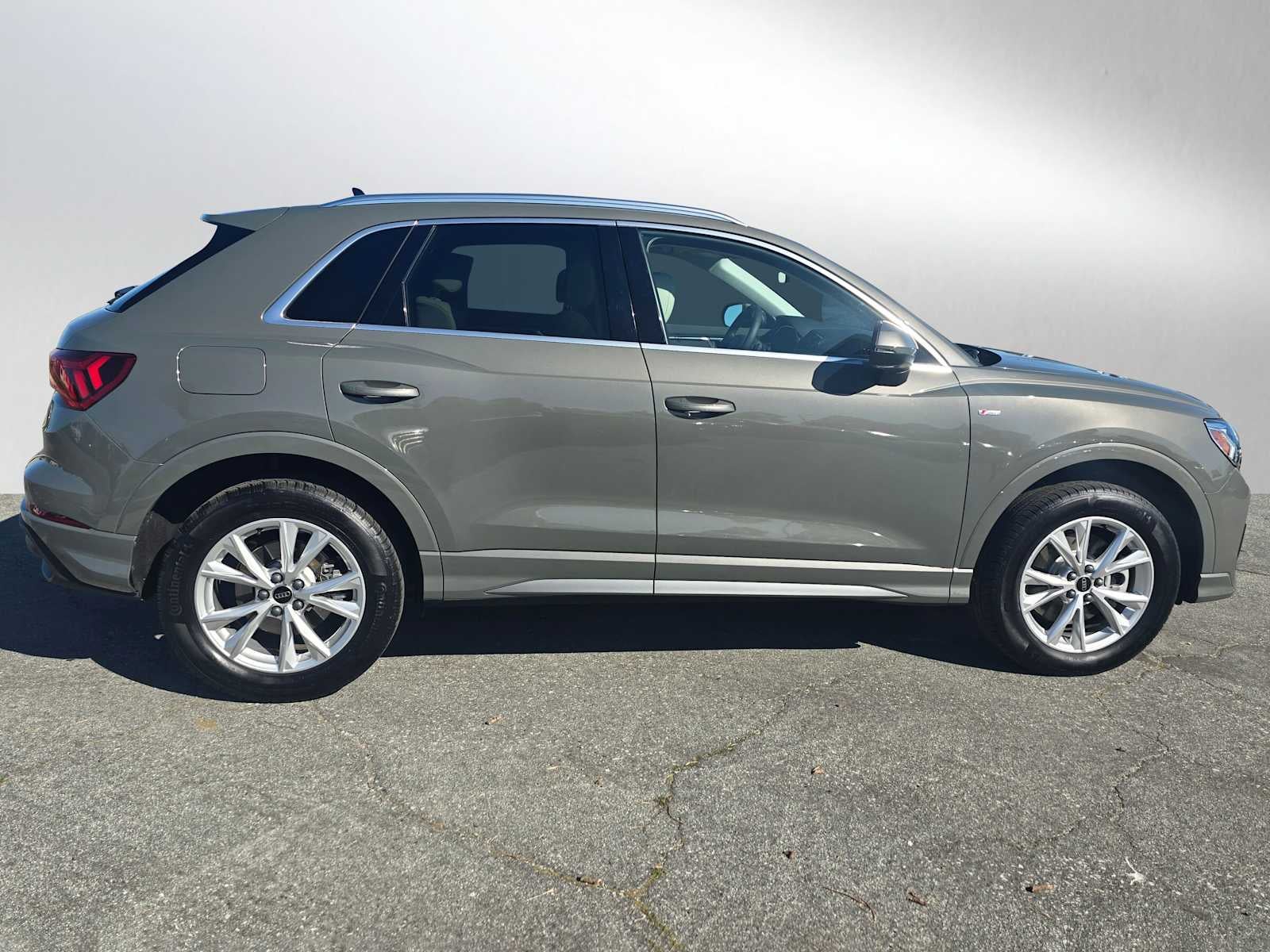 2025 Audi Q3 S line Premium Plus