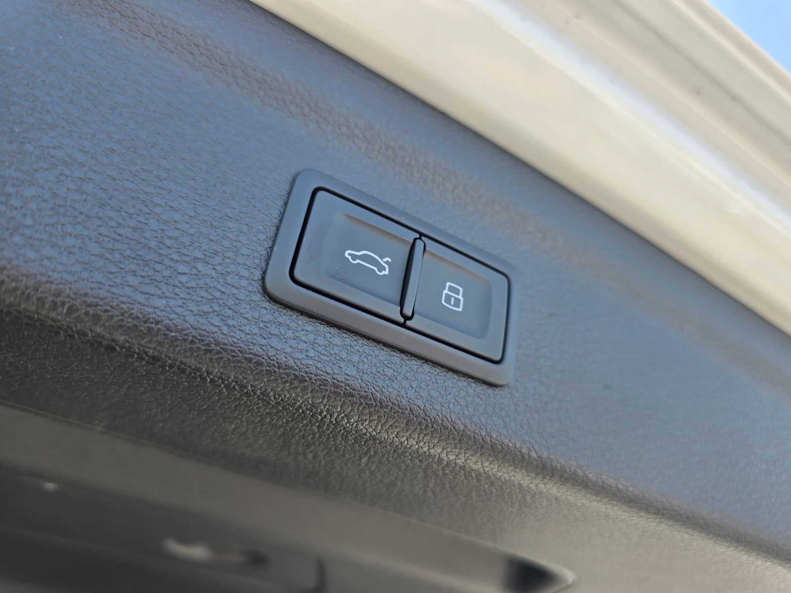 2025 Audi Q3 S line Premium Plus