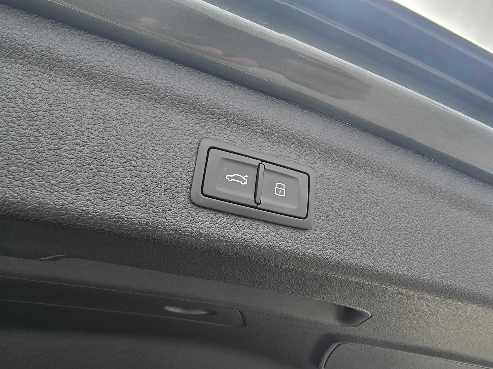 2025 Audi Q3 S line Premium Plus