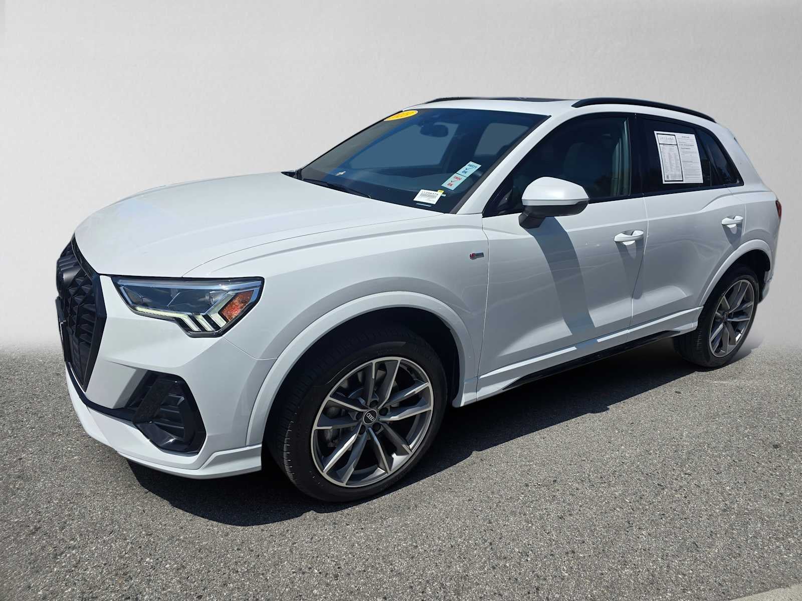 2023 Audi Q3 S line Premium Plus