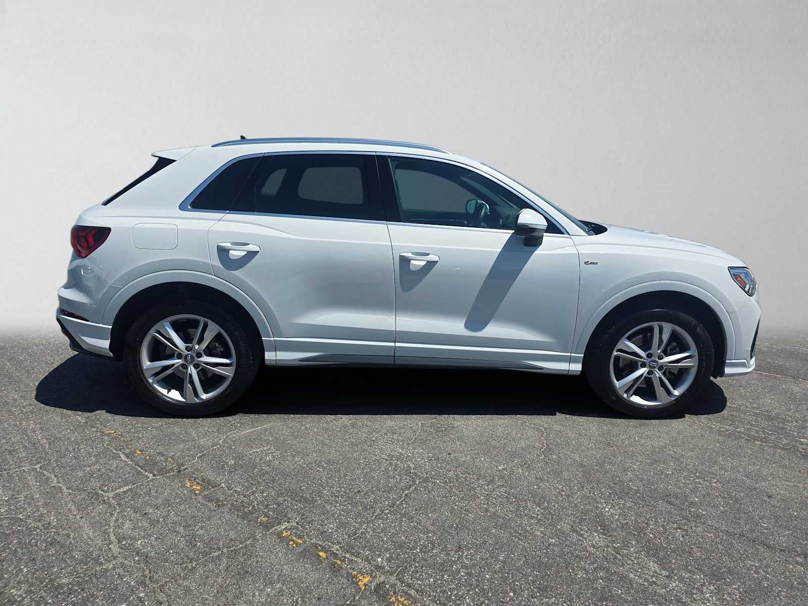 2020 Audi Q3 S line Premium Plus