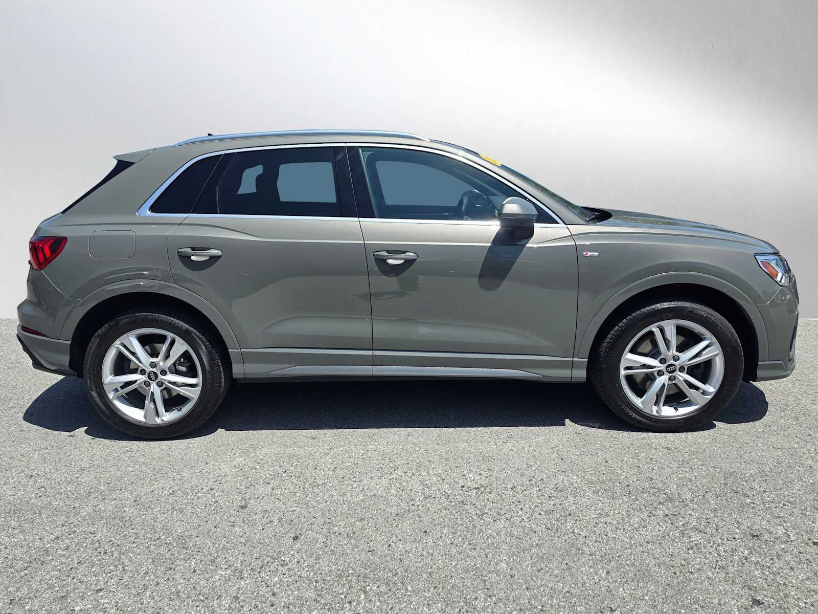 2023 Audi Q3 S line Premium Plus