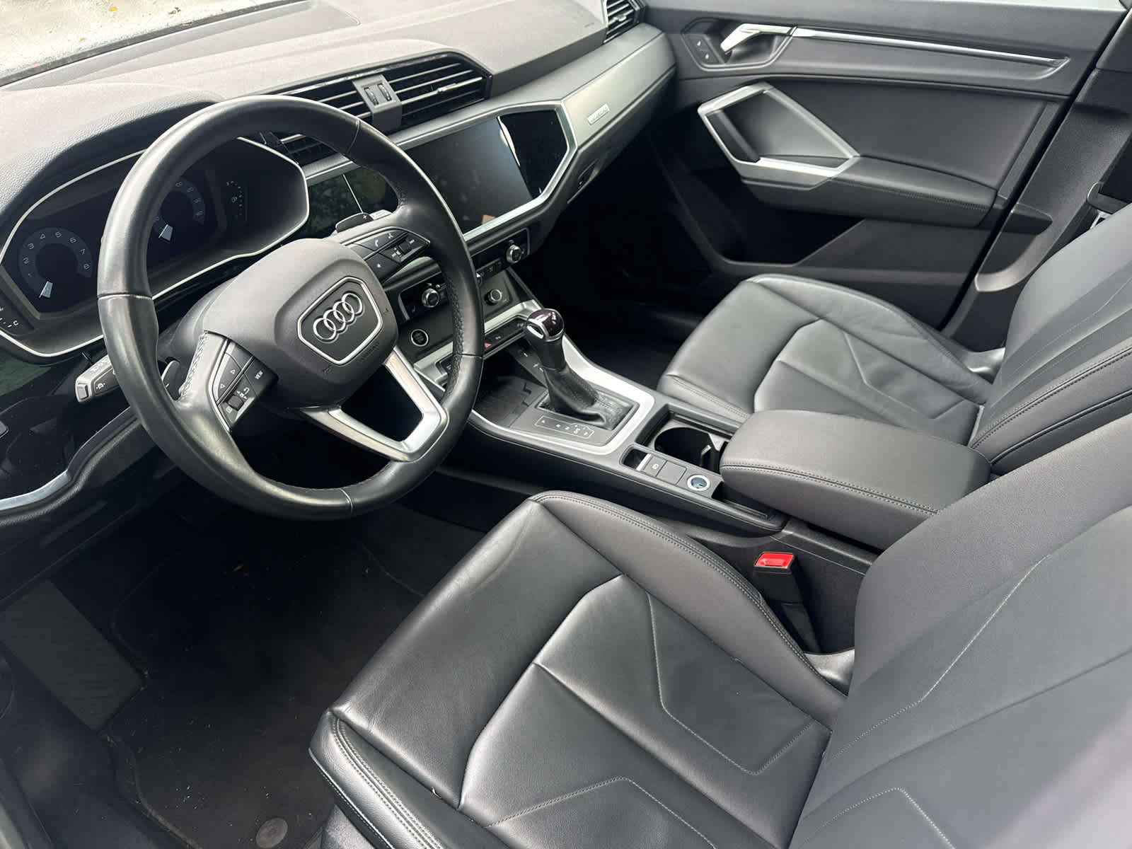 2024 Audi Q3 S line Premium Plus