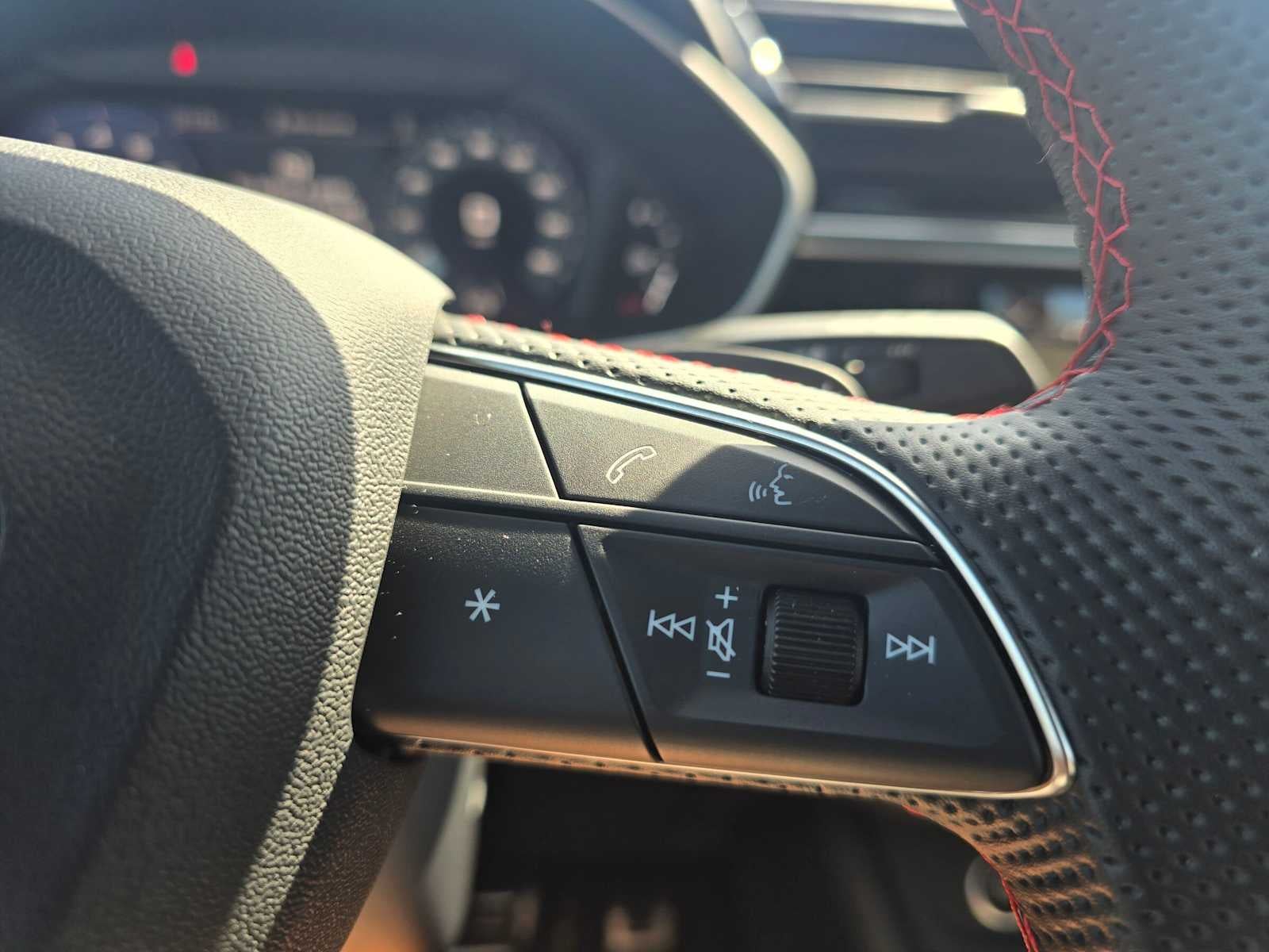 2025 Audi Q3 S line Premium Plus