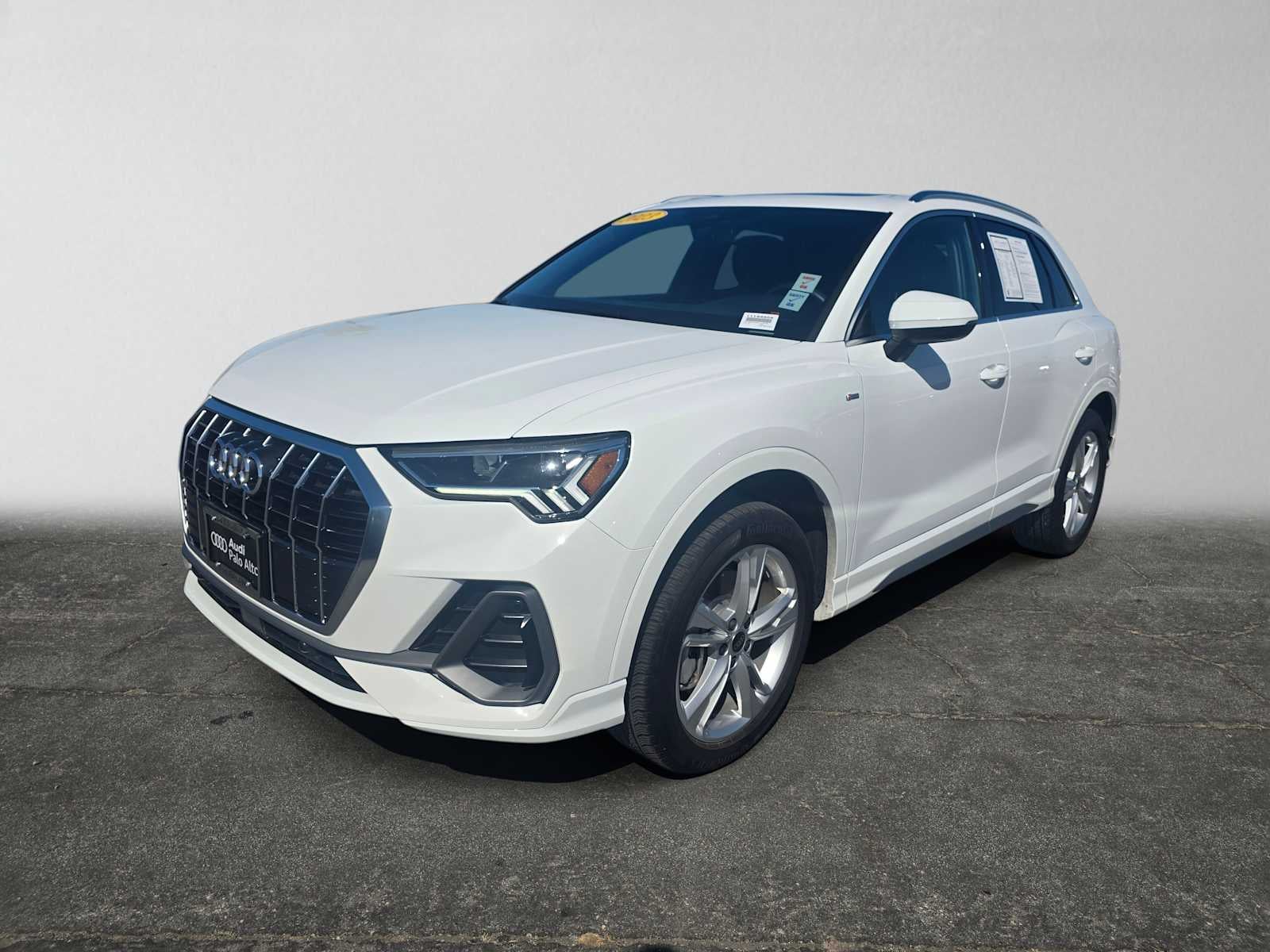 2023 Audi Q3 S line Premium Plus