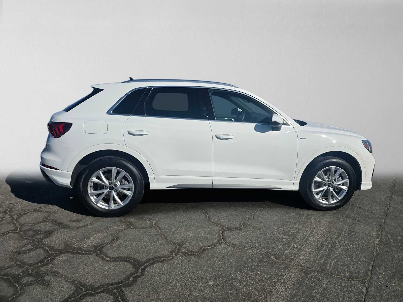 2025 Audi Q3 S line Premium Plus