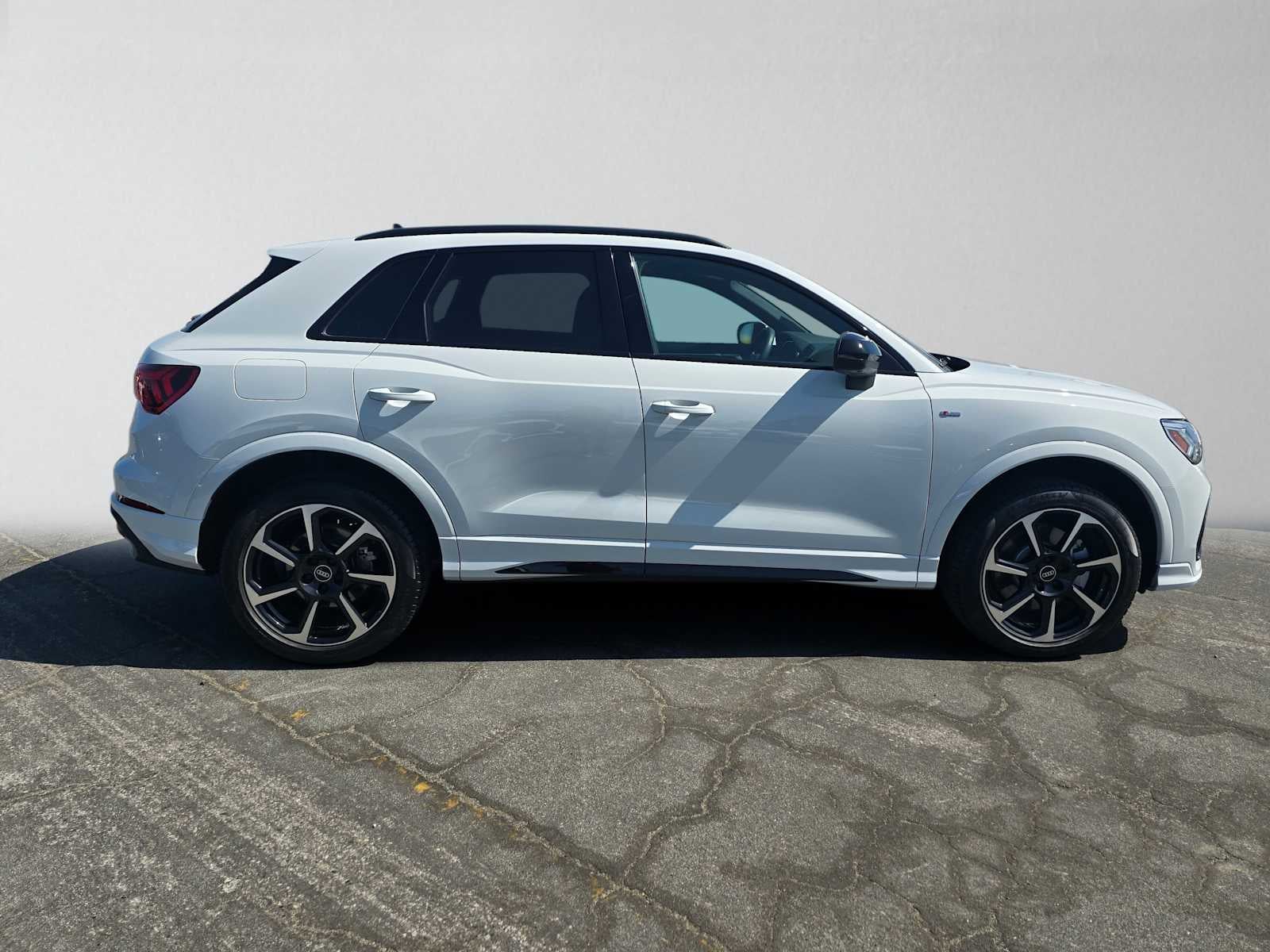 2025 Audi Q3 S line Premium Plus