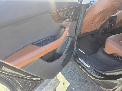 2022 Audi Q8 Premium Plus
