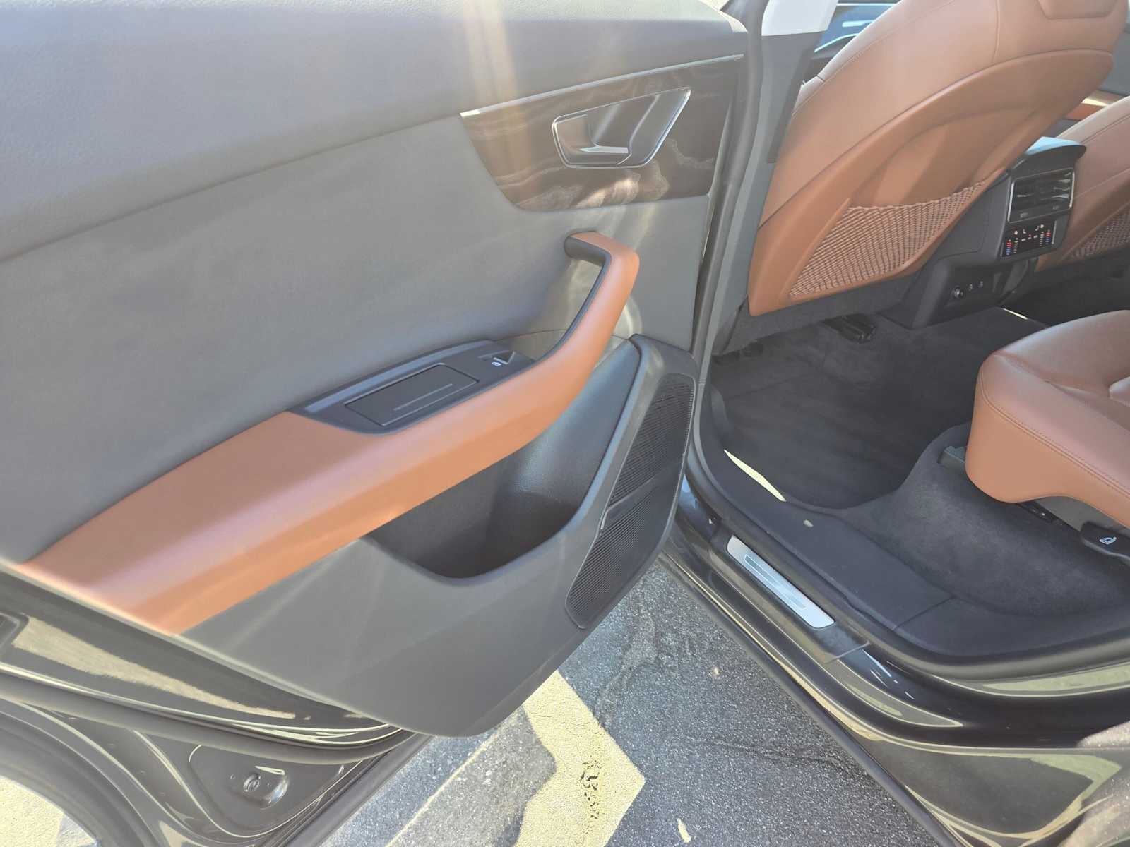2022 Audi Q8 Premium Plus